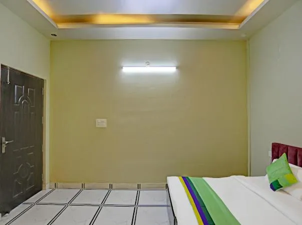 Bed in Expo View Residency