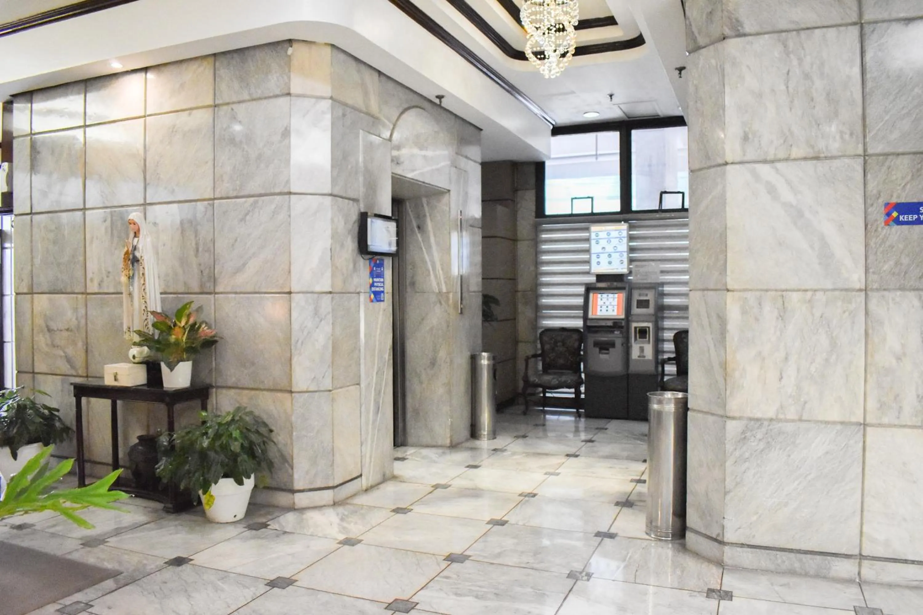 elevator in Sunette Tower Suites Makati