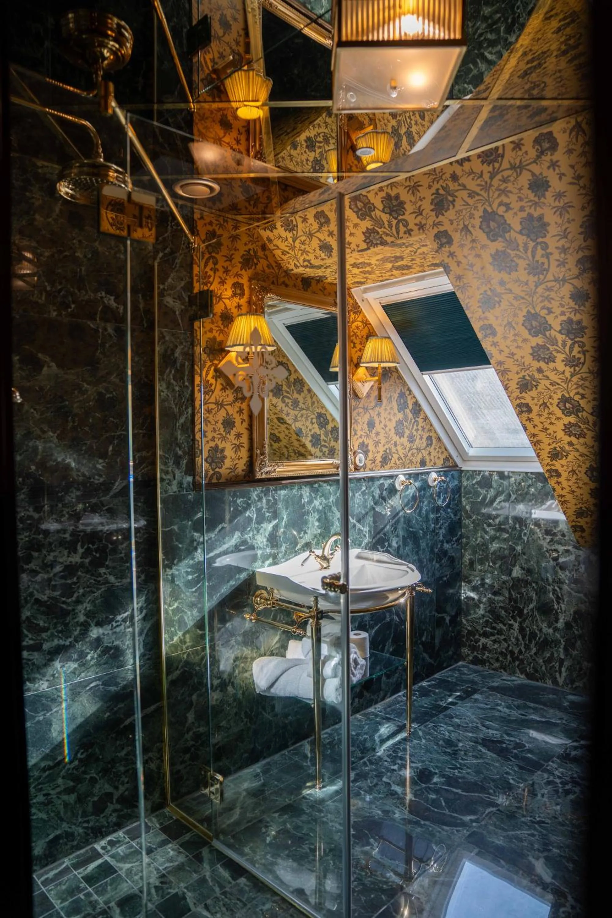 Bathroom in Charmante Skostredet Hôtel