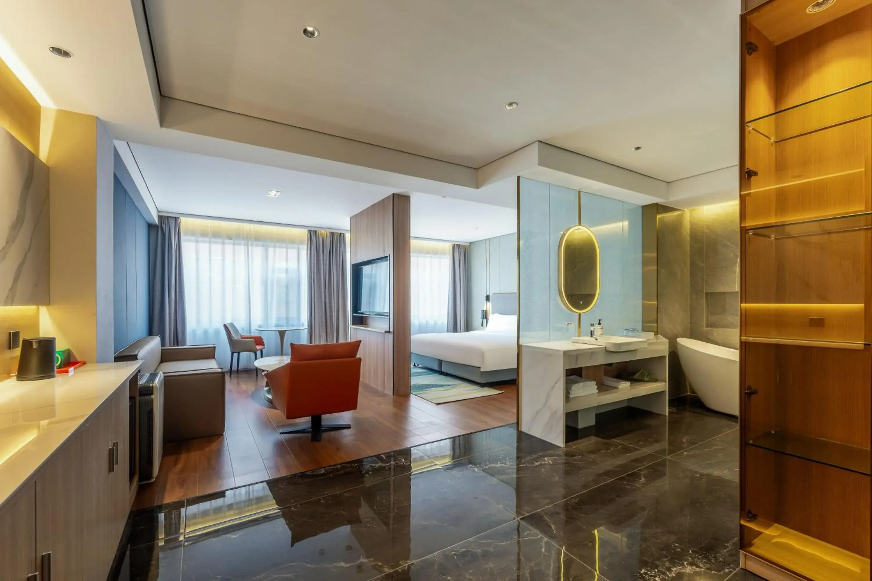King Suite in Holiday Inn Express Lanzhou Zhengning Road, an IHG Hotel King Suite in Holiday Inn Express Lanzhou Zhengning Road, an IHG Hotel