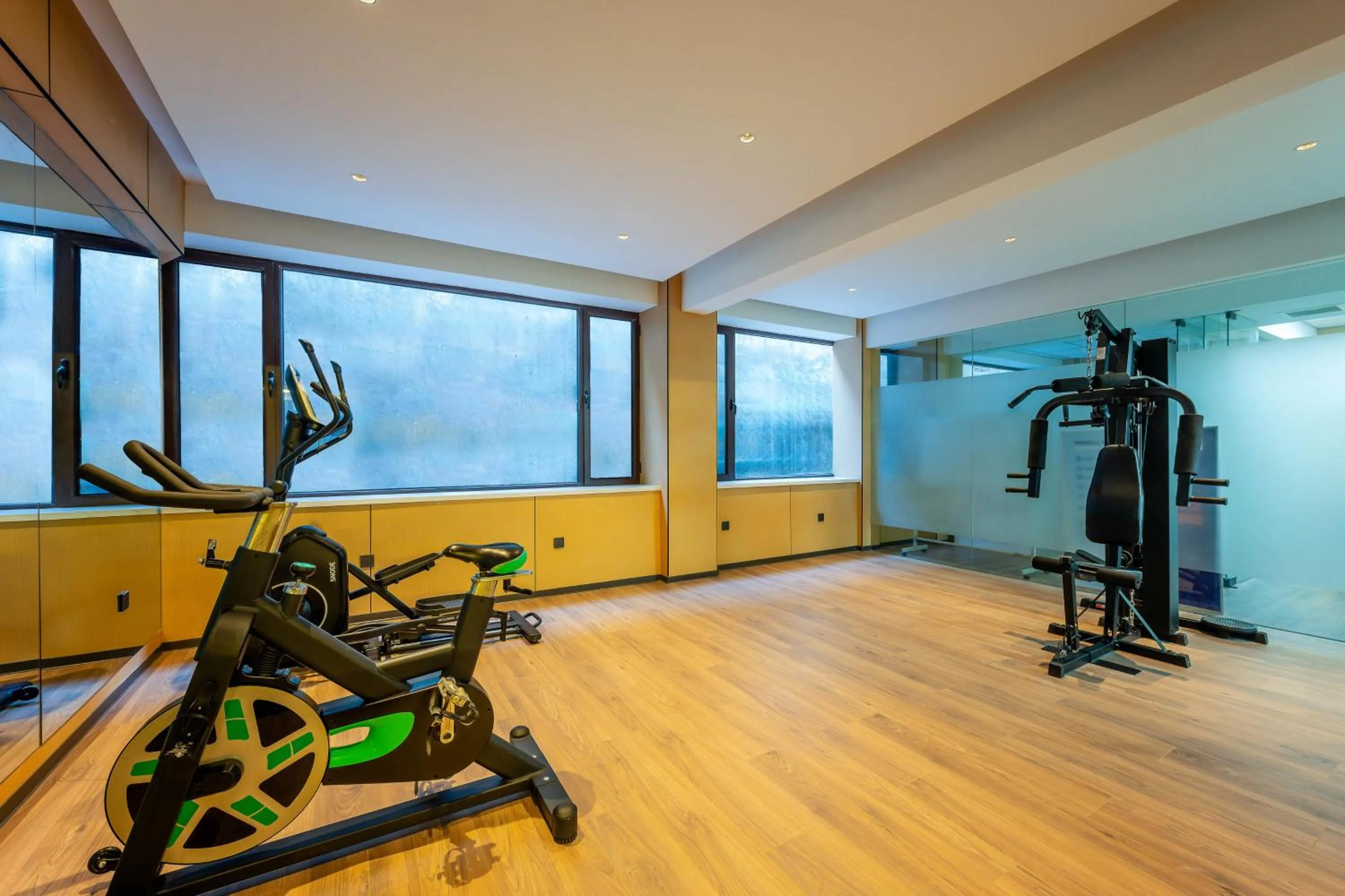 Fitness centre/facilities in Holiday Inn Express Lanzhou Zhengning Road by IHG