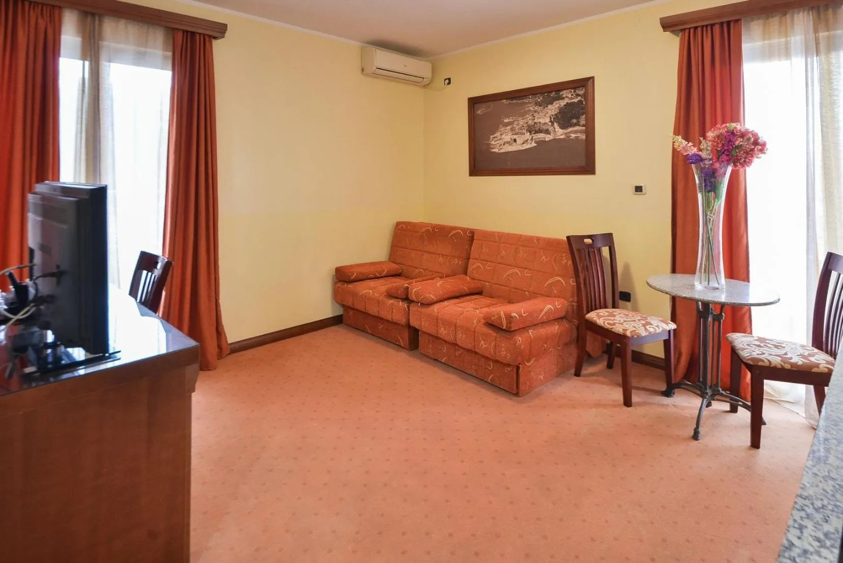 TV and multimedia in Dolce Vita