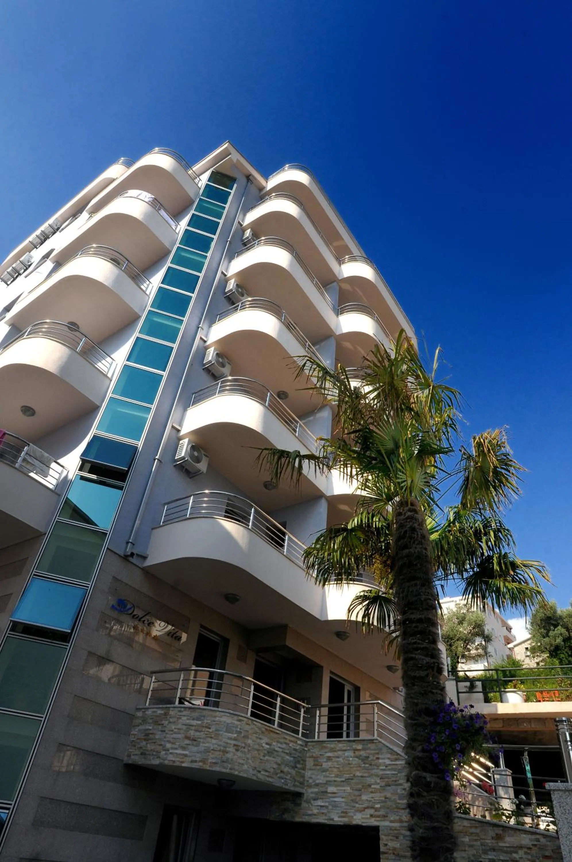 Property building in Dolce Vita