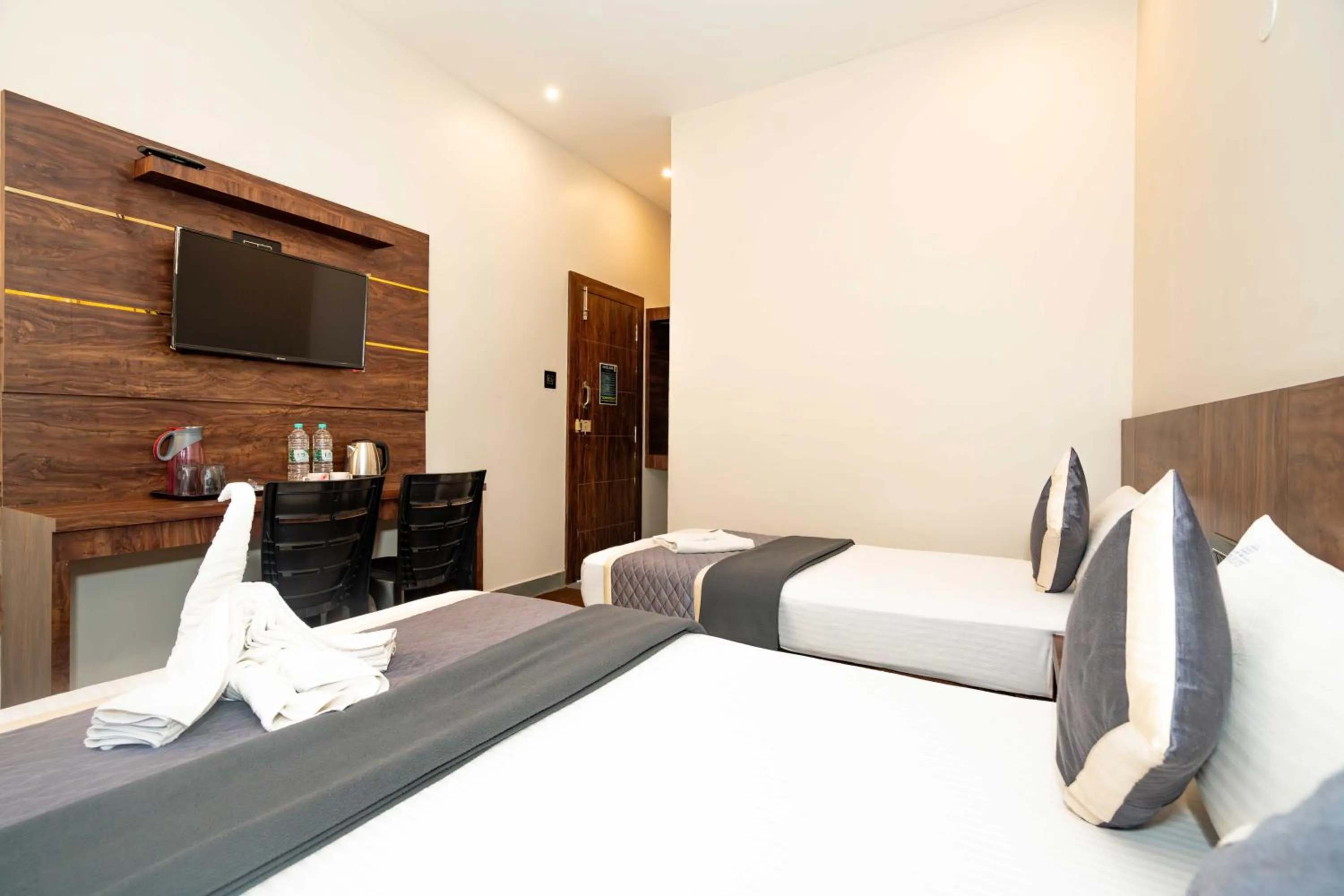 Bedroom, Bed in HOTEL ELITE