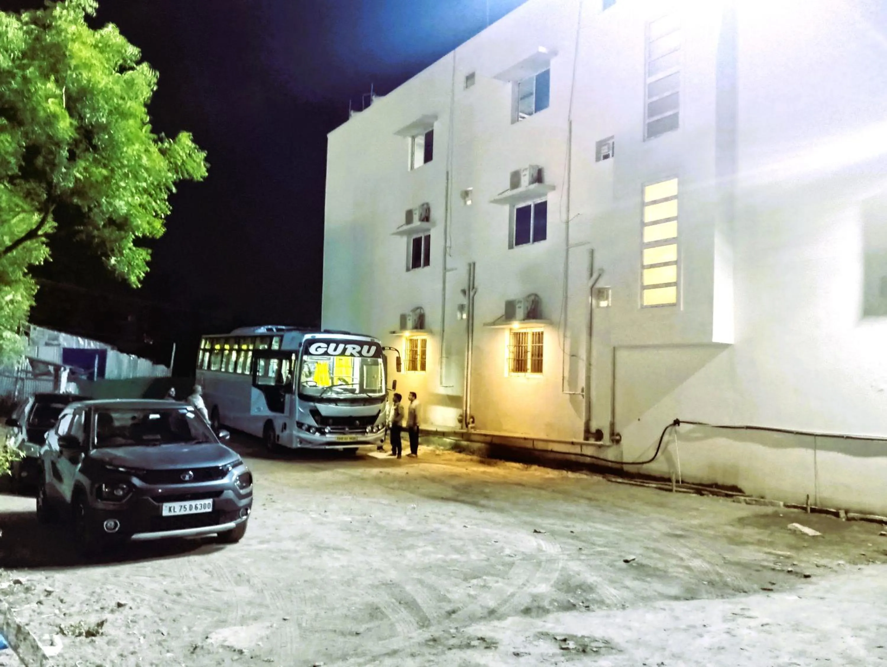 Parking in HOTEL ELITE