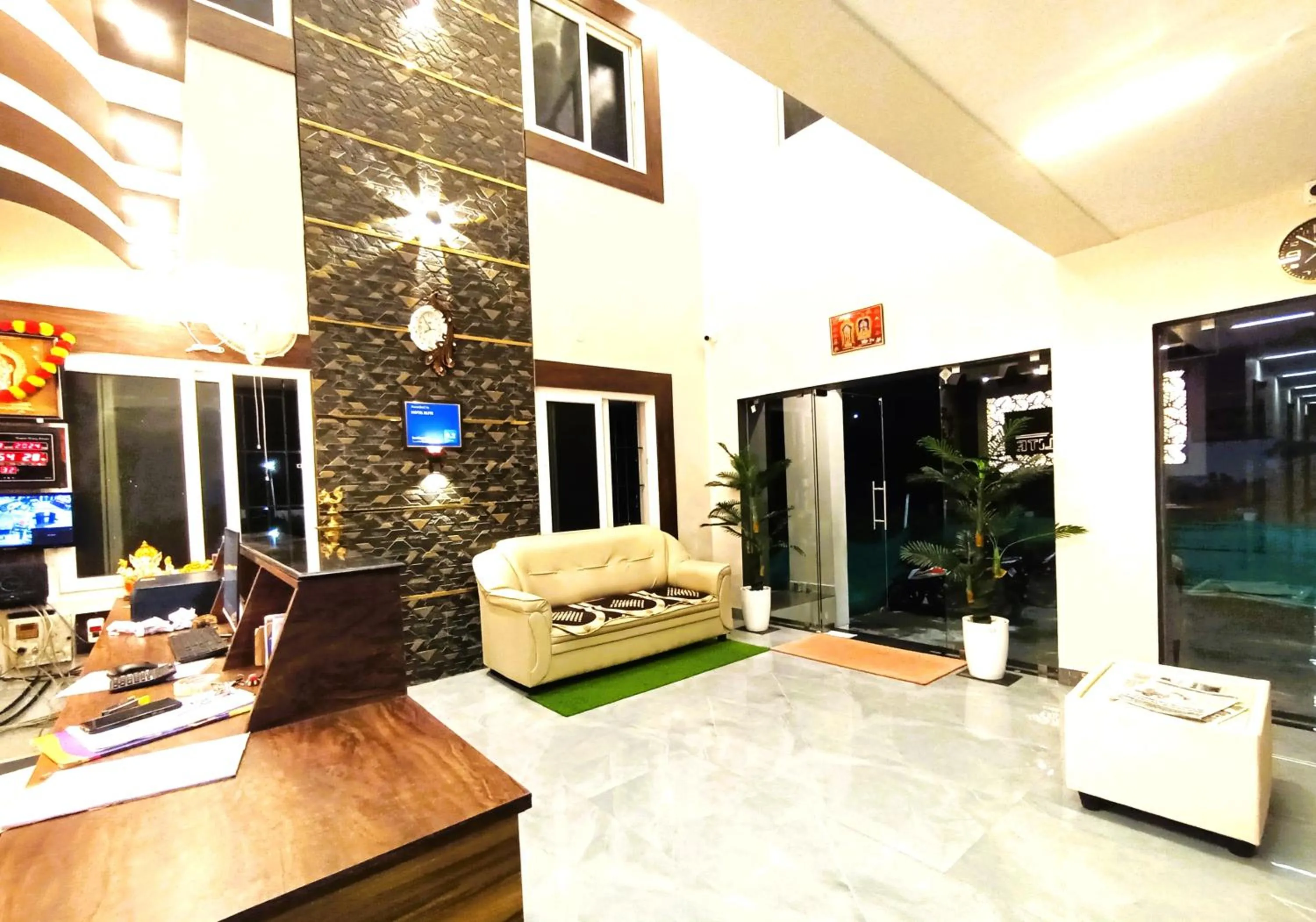 Lobby or reception in HOTEL ELITE