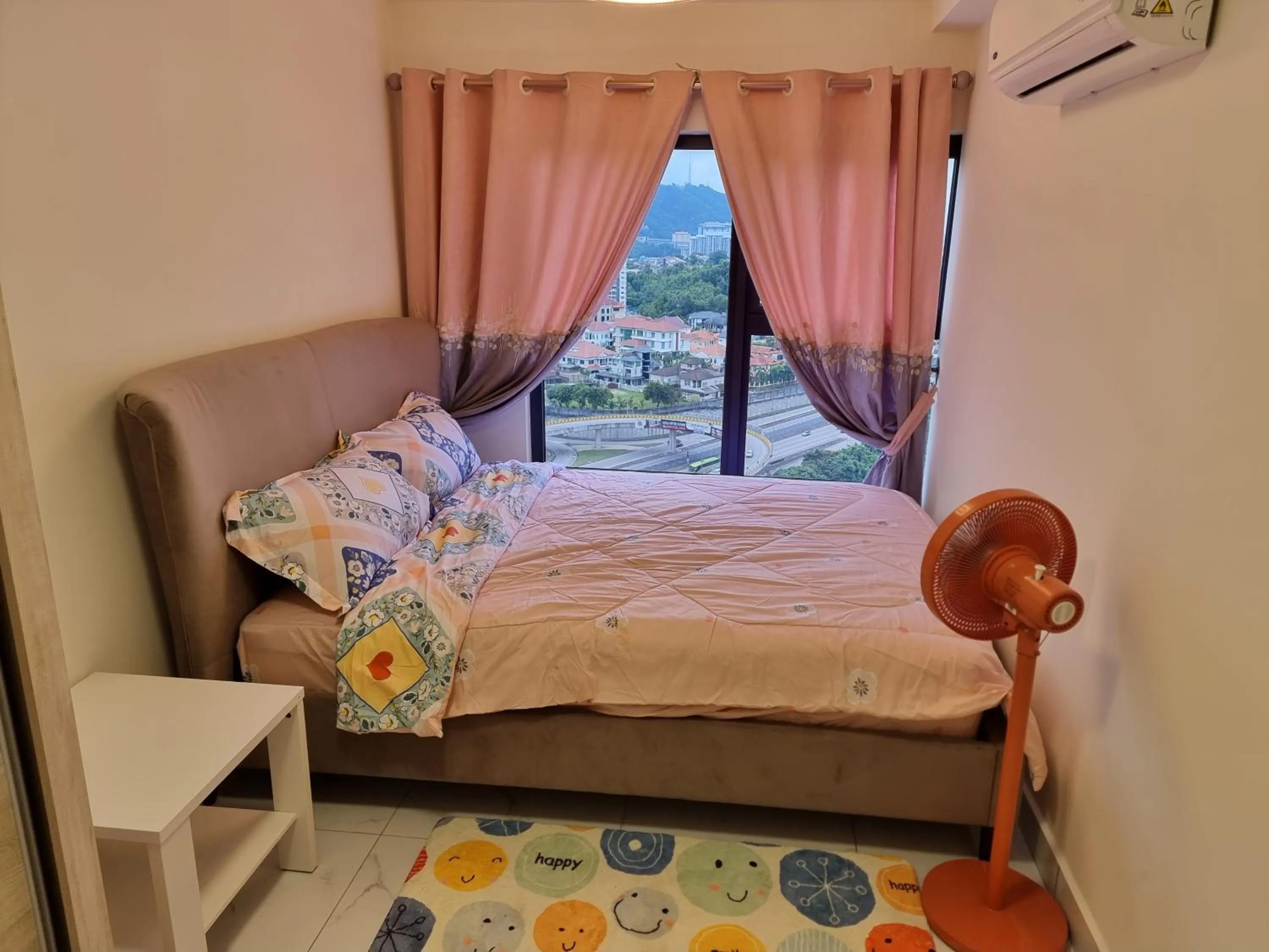 Bed in Arte Cheras by Minsu