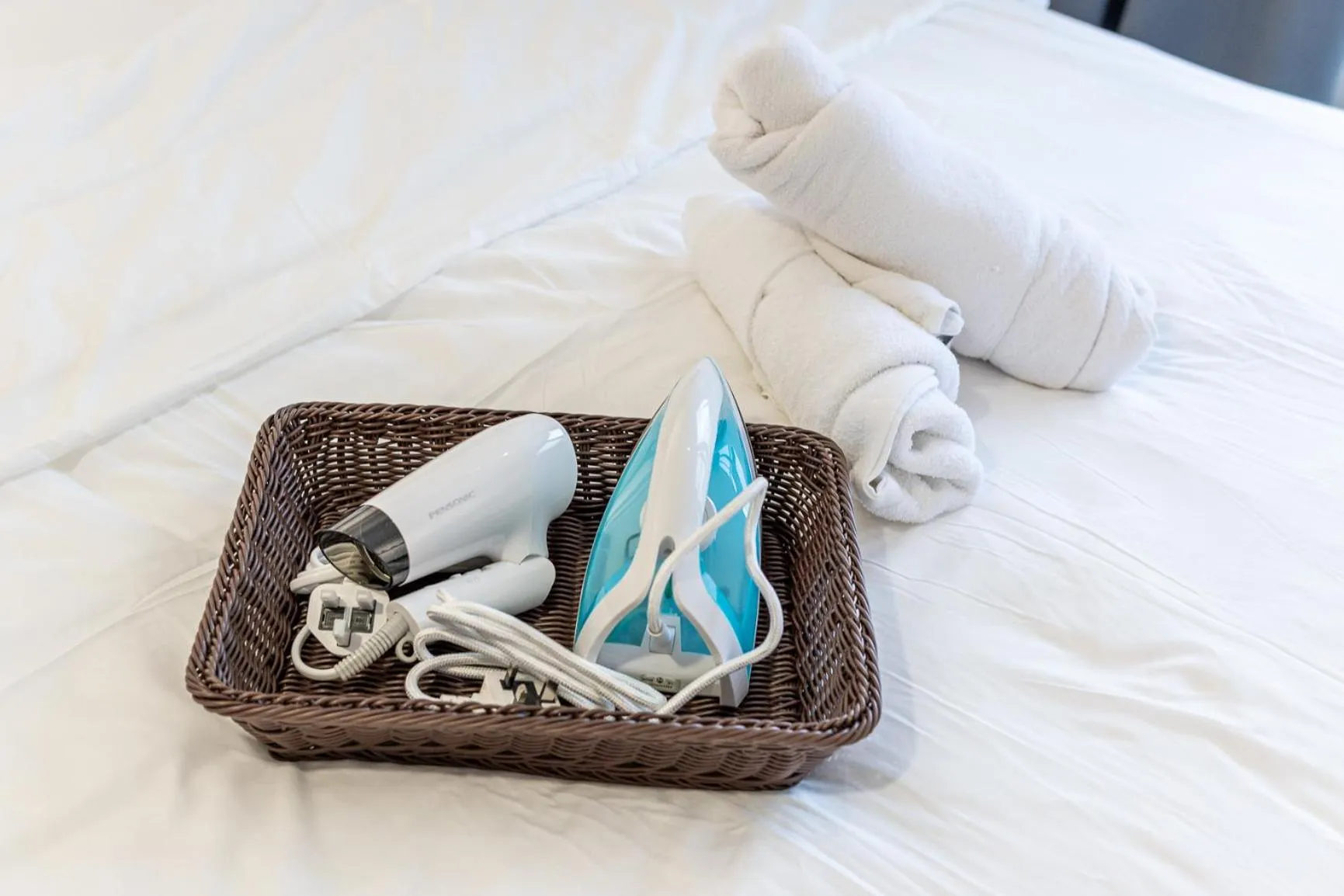 Bed in Arte Cheras by Minsu