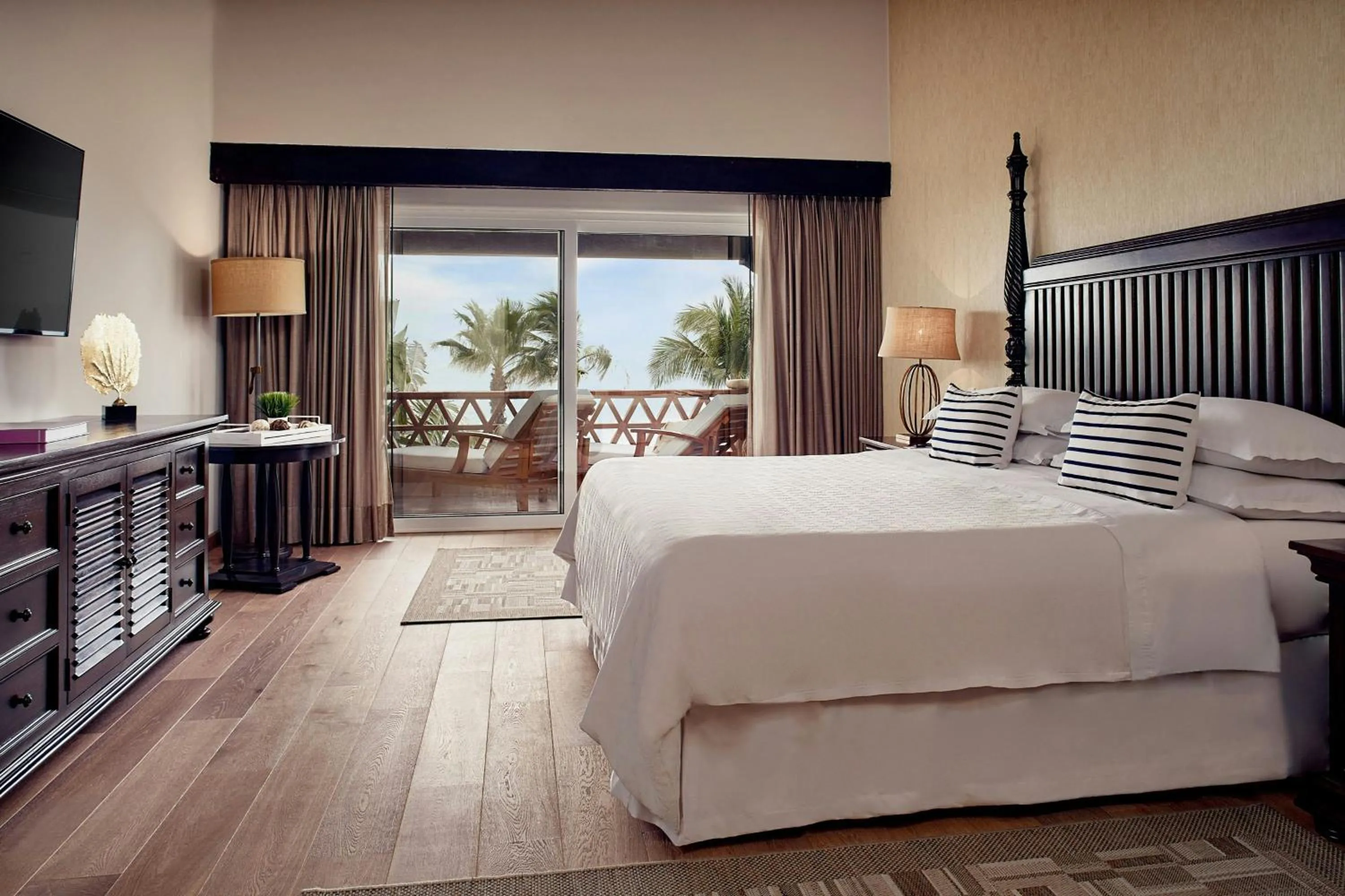 Photo of the whole room, Bed in Hacienda del Mar Los Cabos, an Autograph Collection All-Inclusive Resort