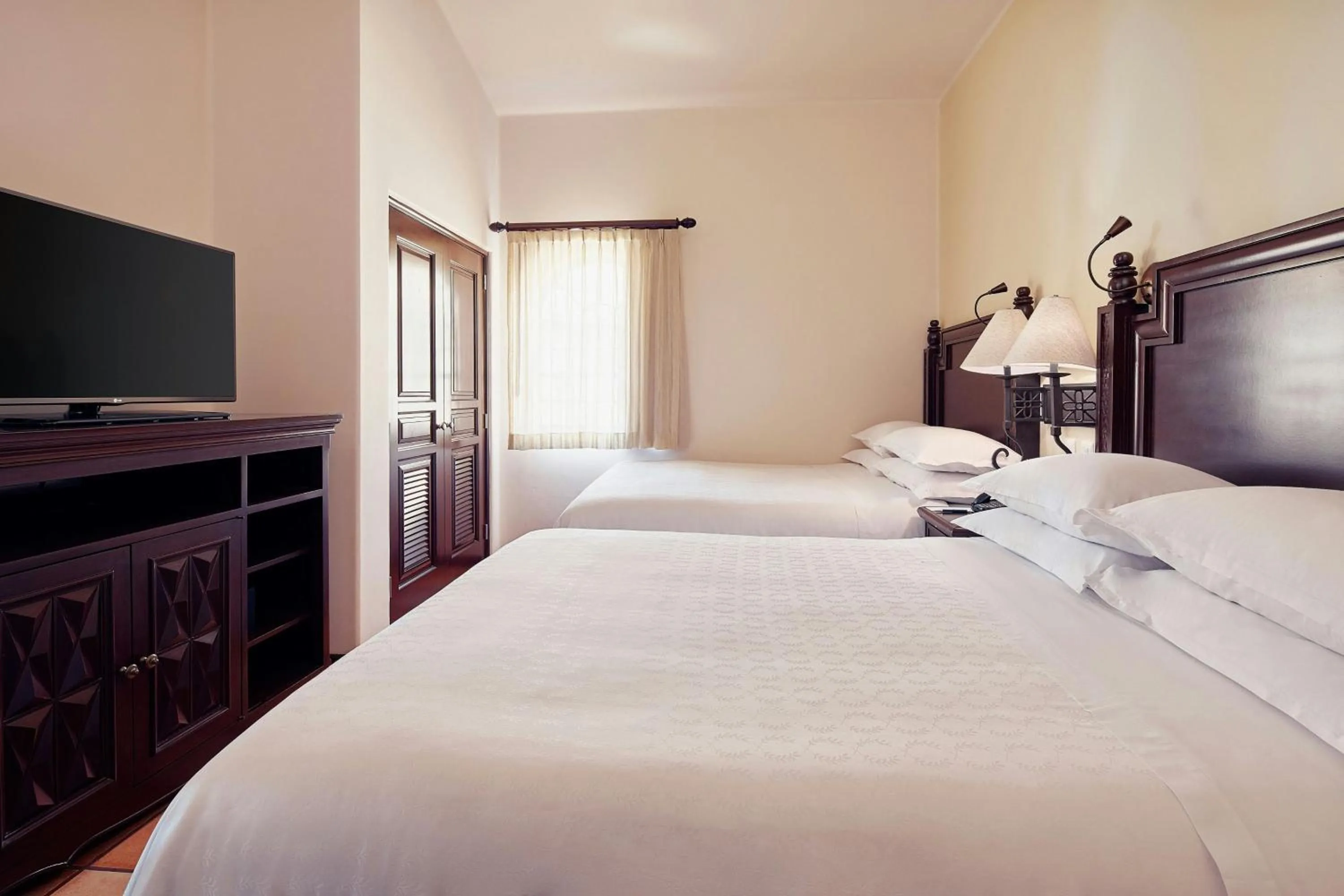 Photo of the whole room, Bed in Hacienda del Mar Los Cabos, an Autograph Collection All-Inclusive Resort