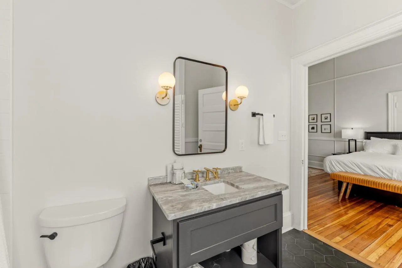 Bathroom in The McKey