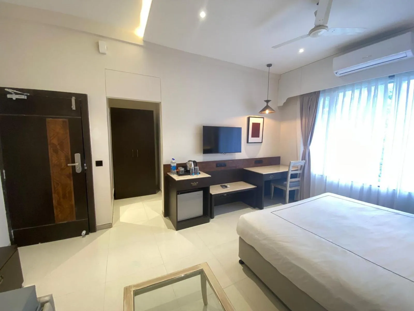Photo of the whole room, Bed in City Connect by Downtown Udaipur