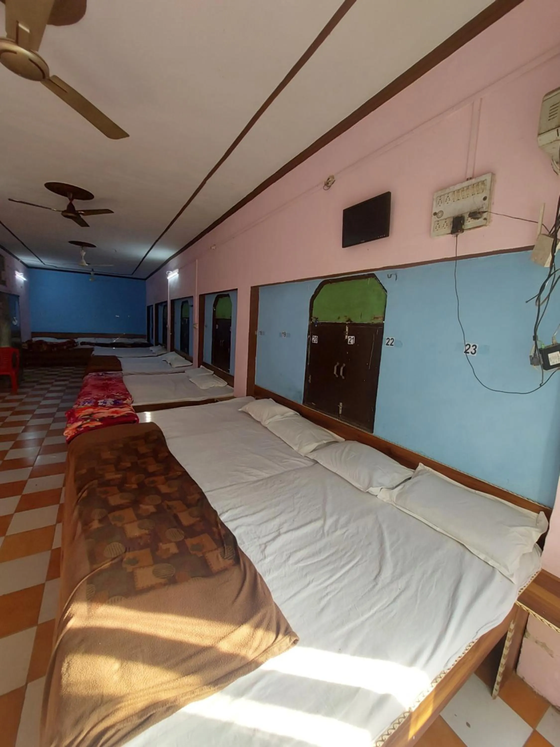 Bed in Annu Bhai Sewa Sadan