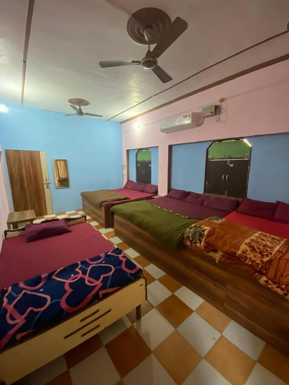 Bed in Annu Bhai Sewa Sadan