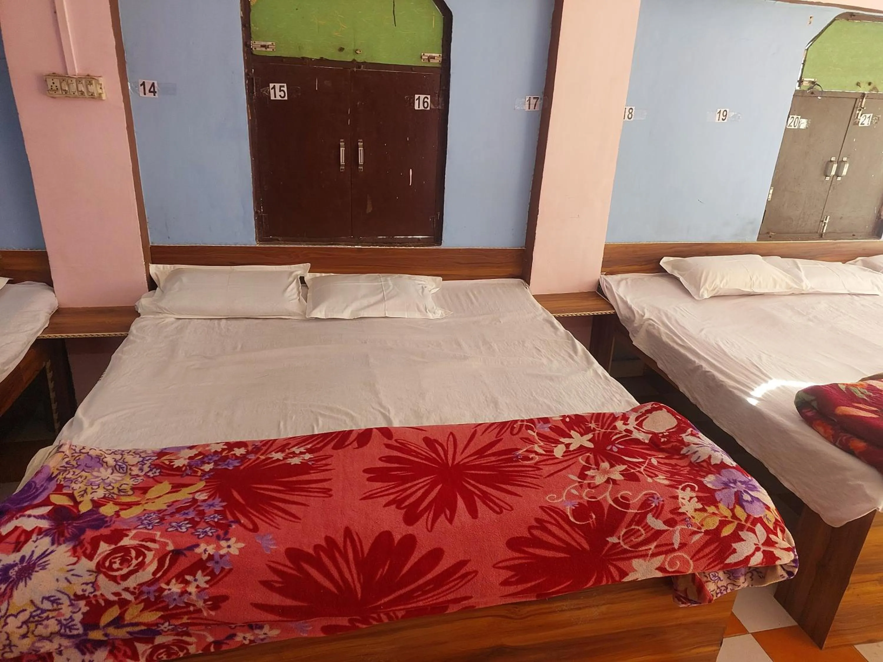 Bed in Annu Bhai Sewa Sadan