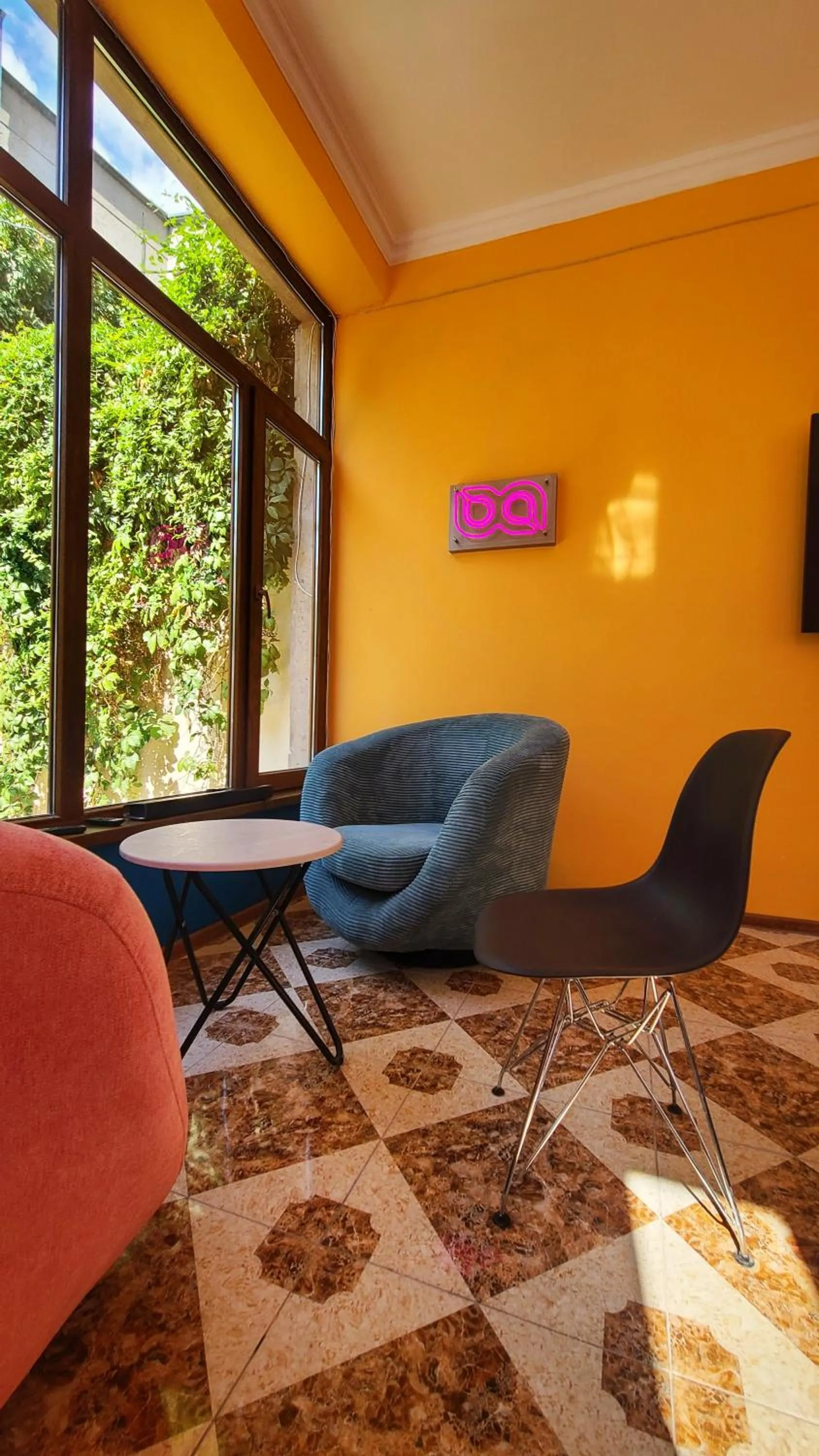 Living room in Capsula hotel