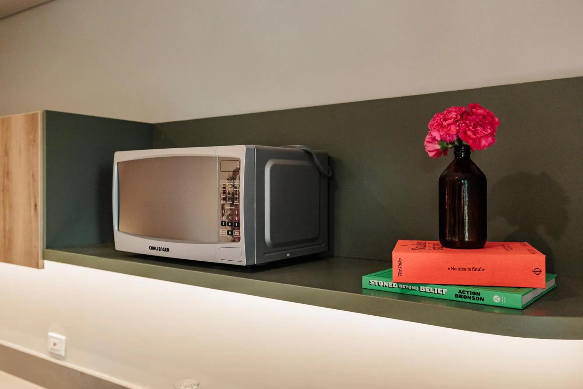 oven in The Somos Central Hotel Poblado