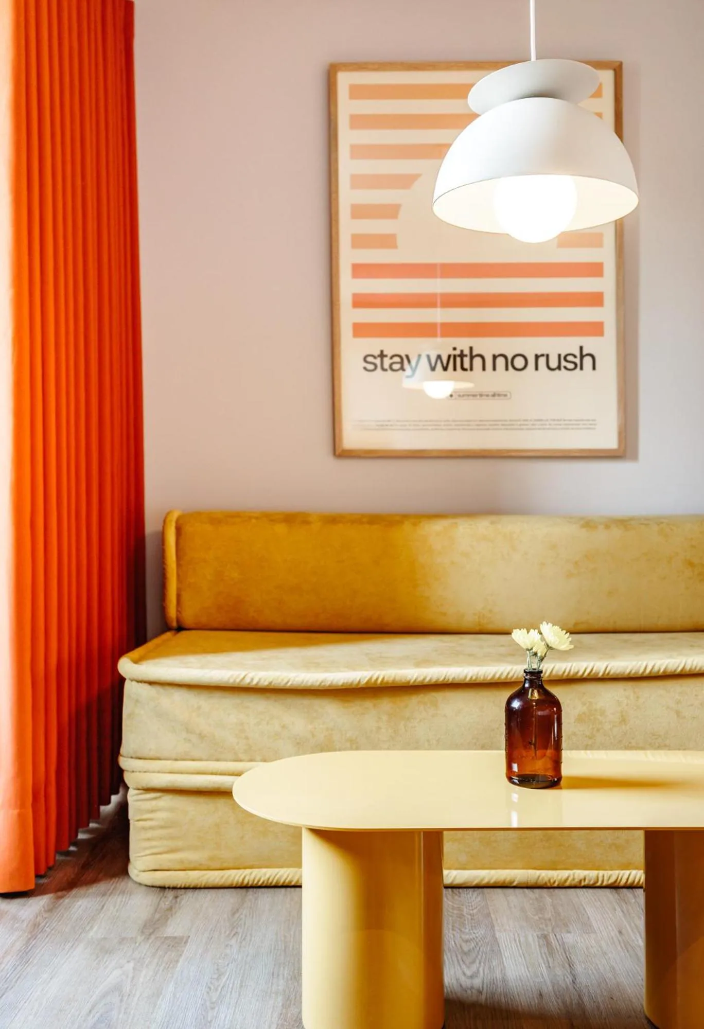 Seating area in The Somos Central Hotel Poblado