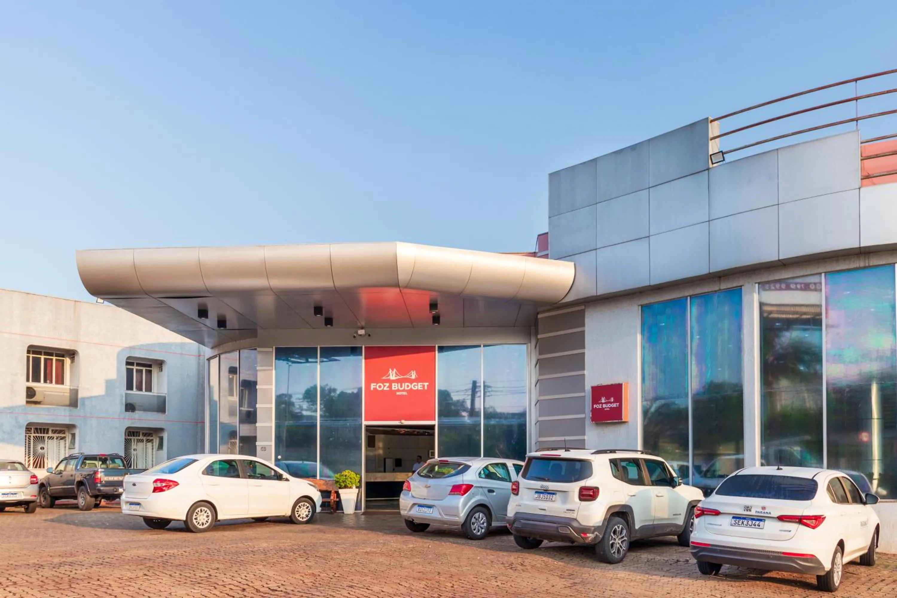 Property building in Foz Budget Hotel