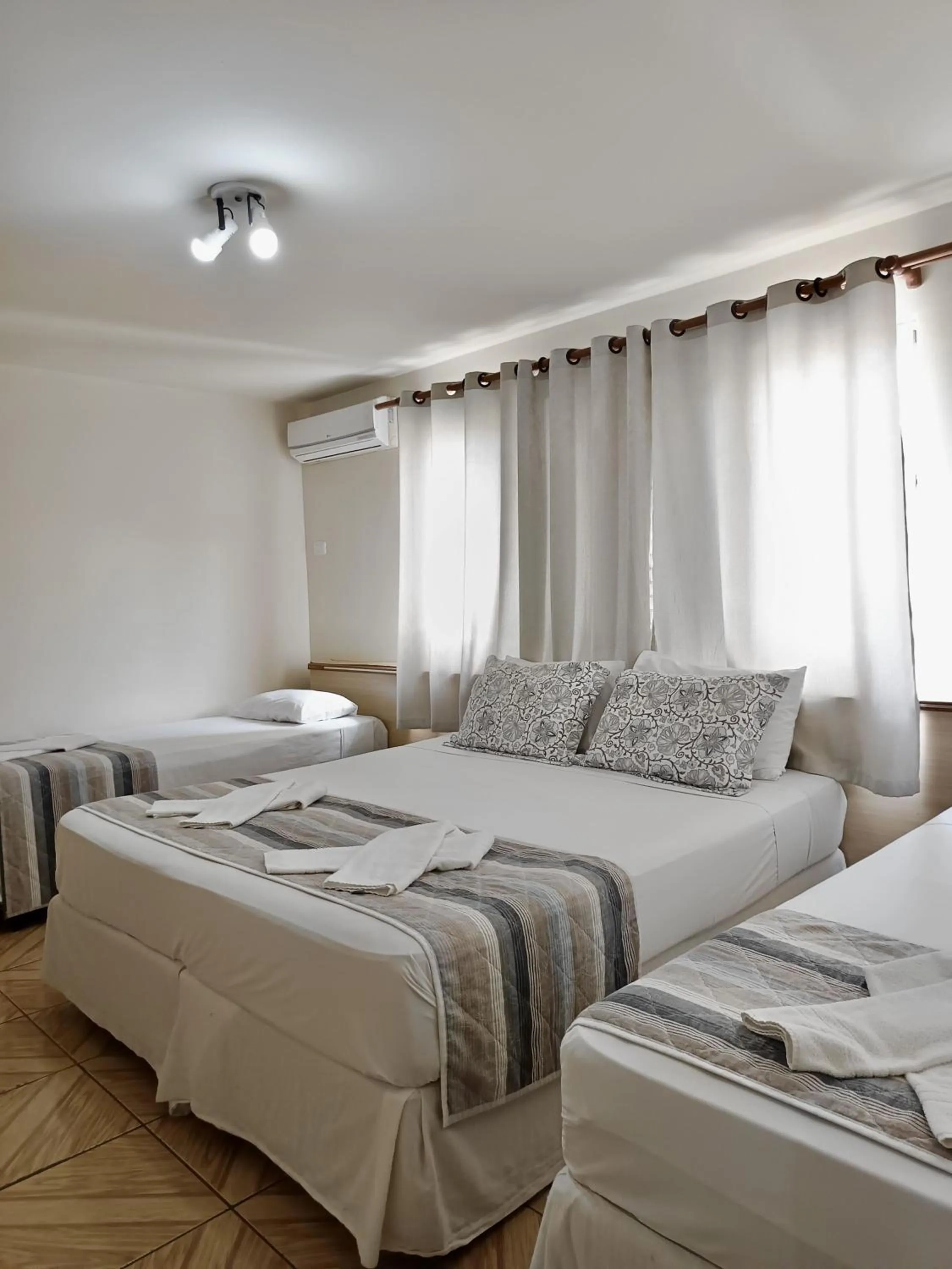 Bed in GoldMen Select Maringá