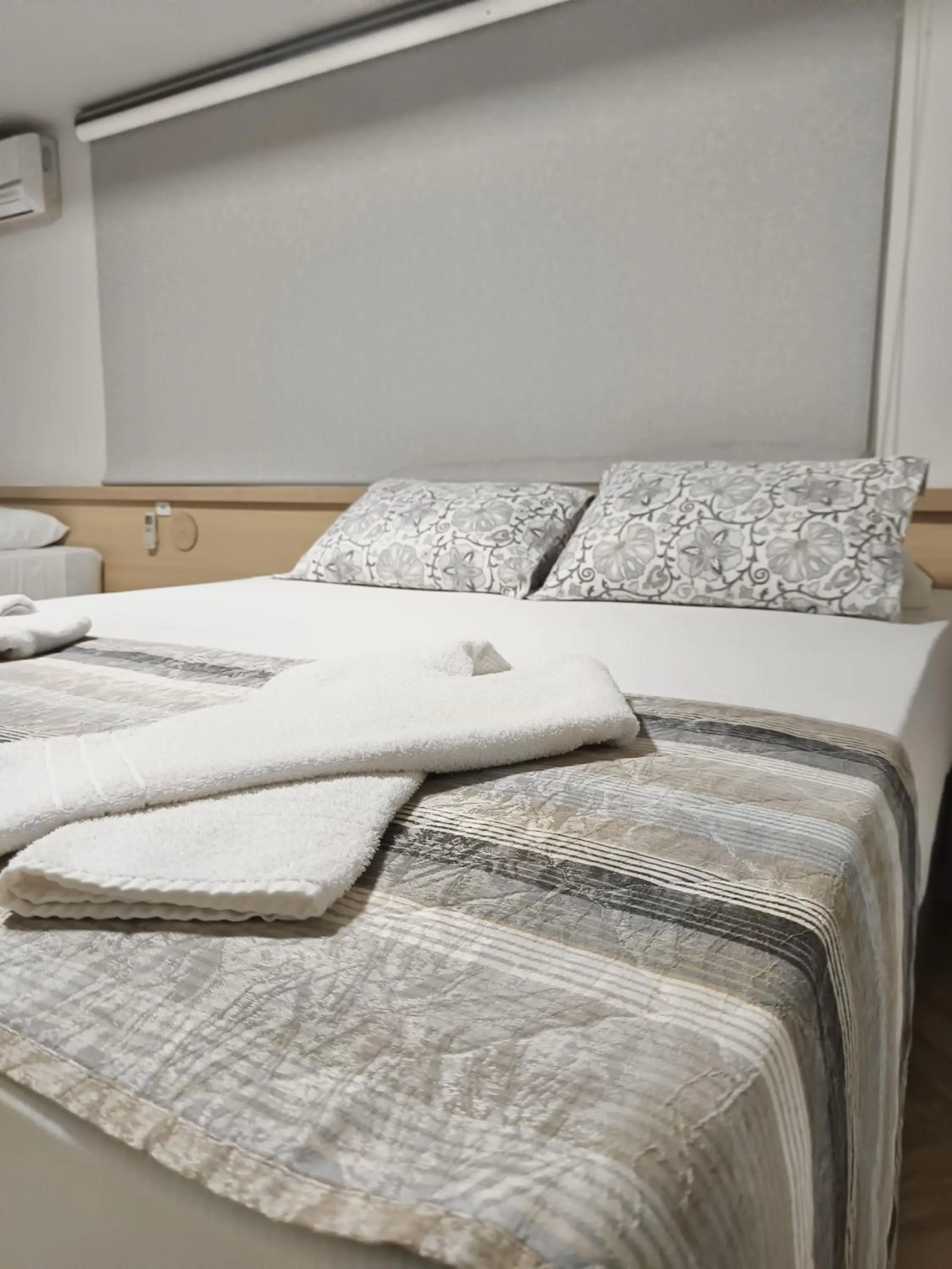 Bed in GoldMen Select Maringá