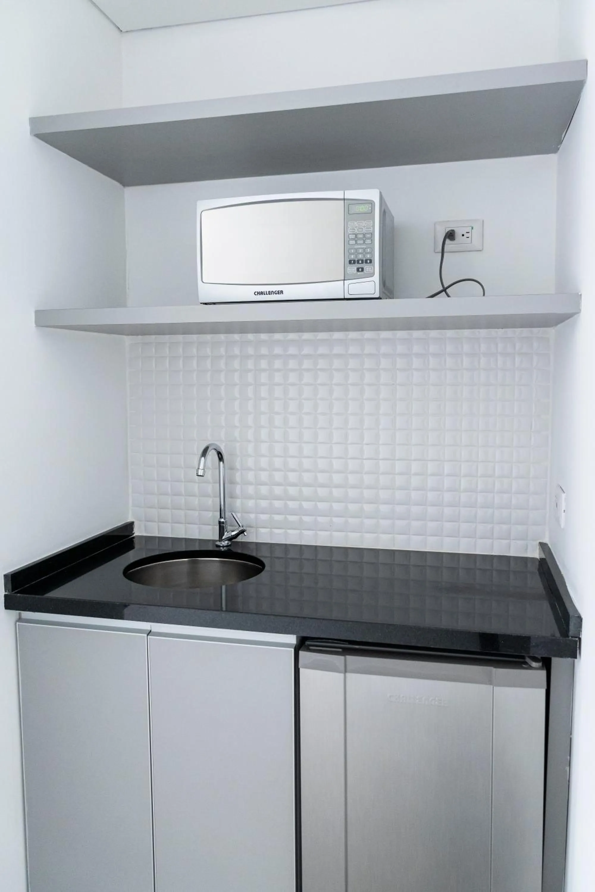 Photo of the whole room in Esstudia 17-4