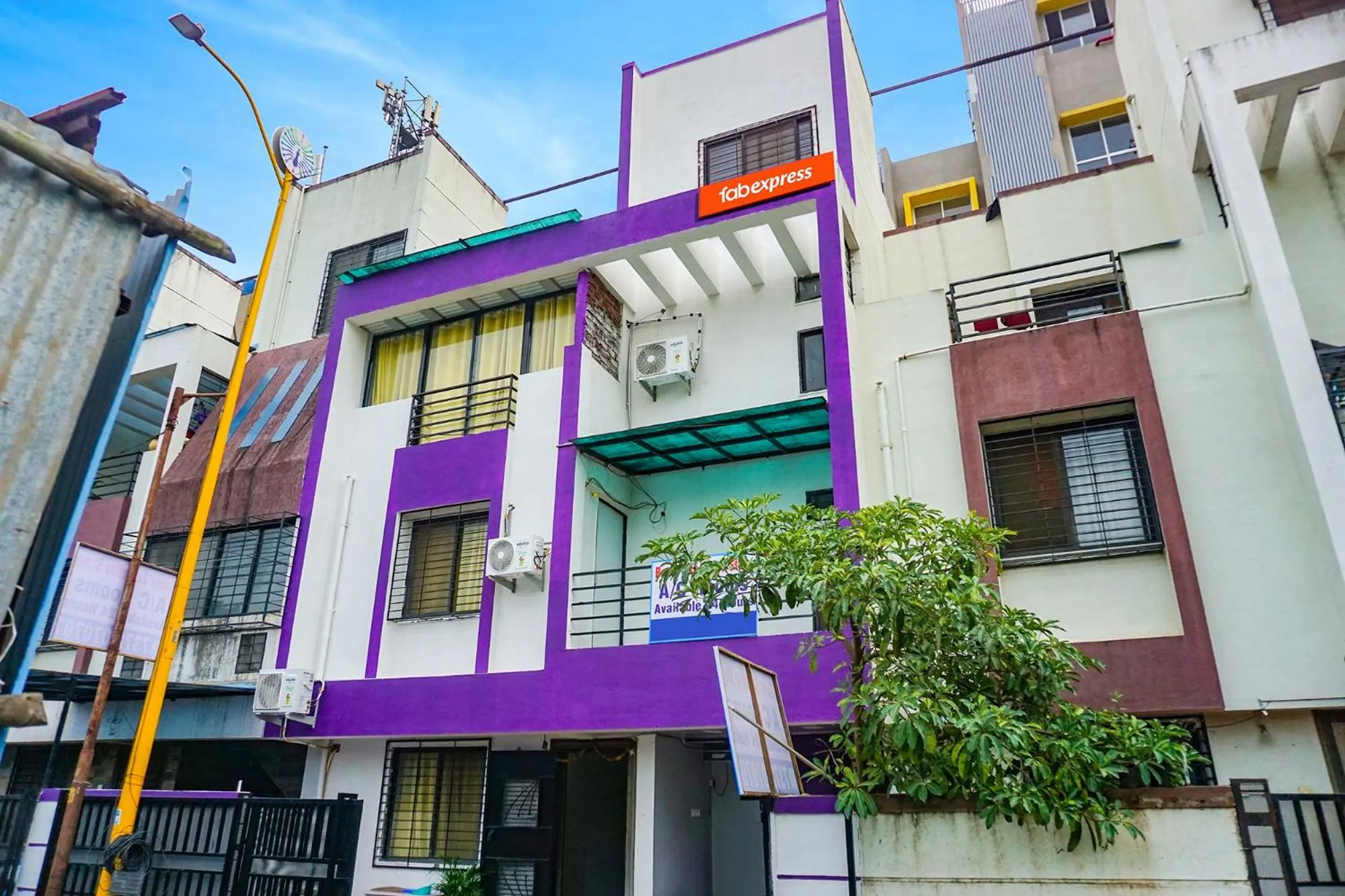 Property building in Via Baner Executive