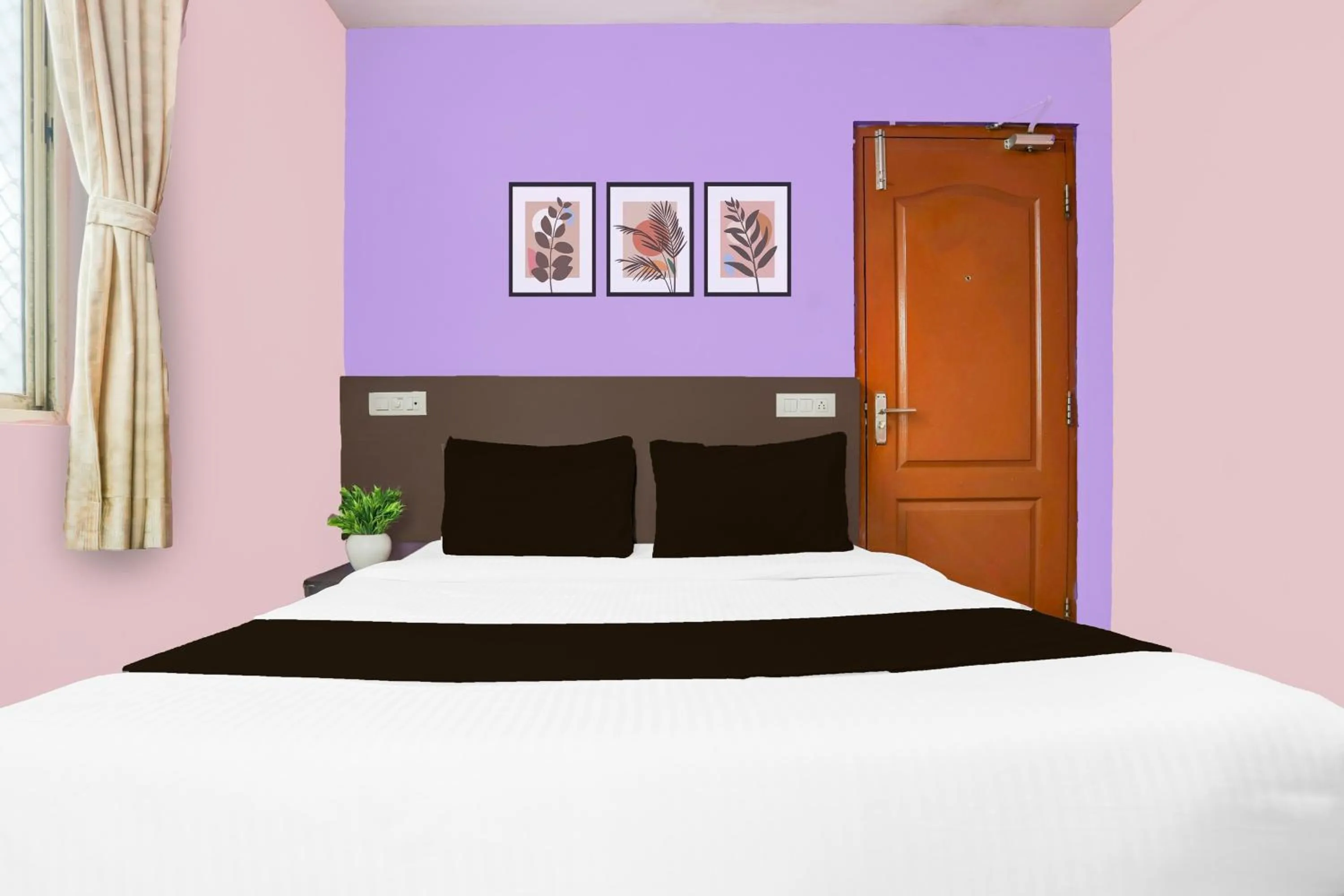 Bedroom, Bed in Super Hotel O Karakambadi Near Alipiri formerly BVN Grand