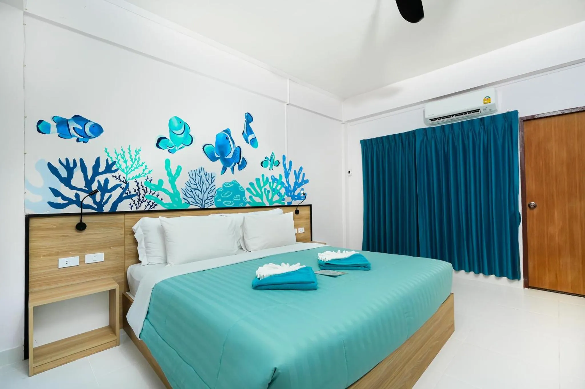 Photo of the whole room, Bed in Touch Sea Boutique Hotel&Bistro