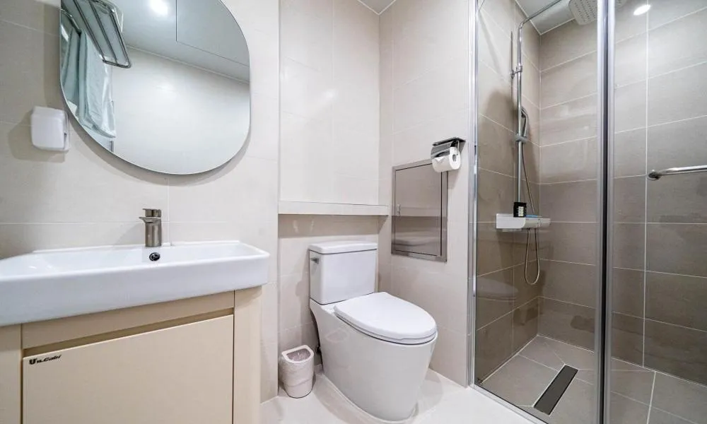 Shower in Hillsnorkelbeach hotel