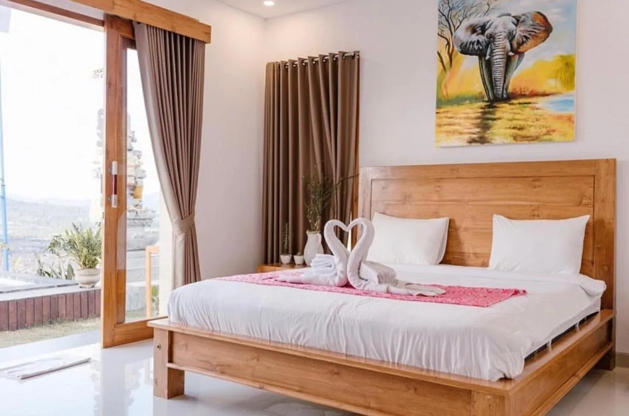 Photo of the whole room, Bed in Sari Sky Bali