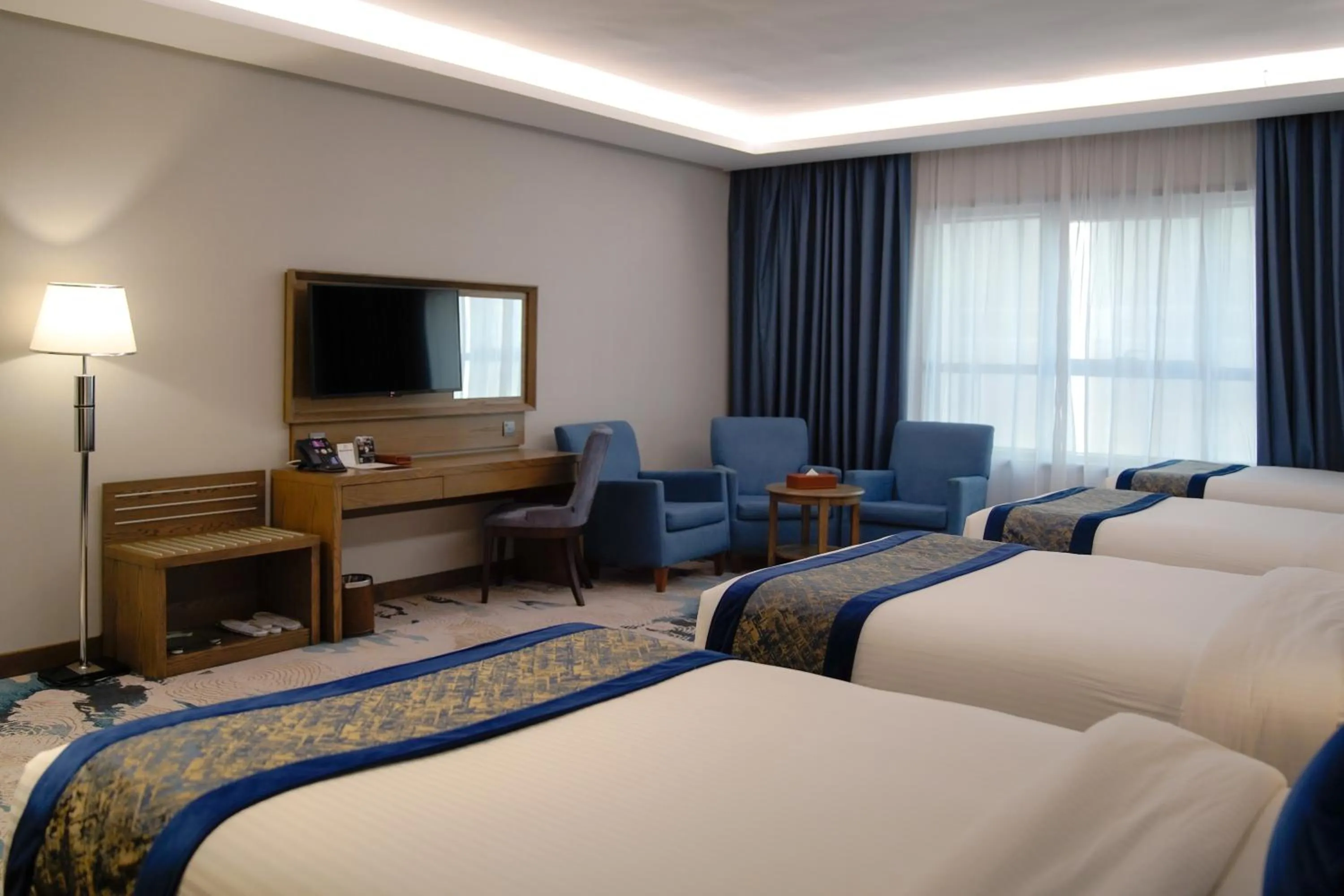 Bedroom, Bed in View Al Madinah Hotel