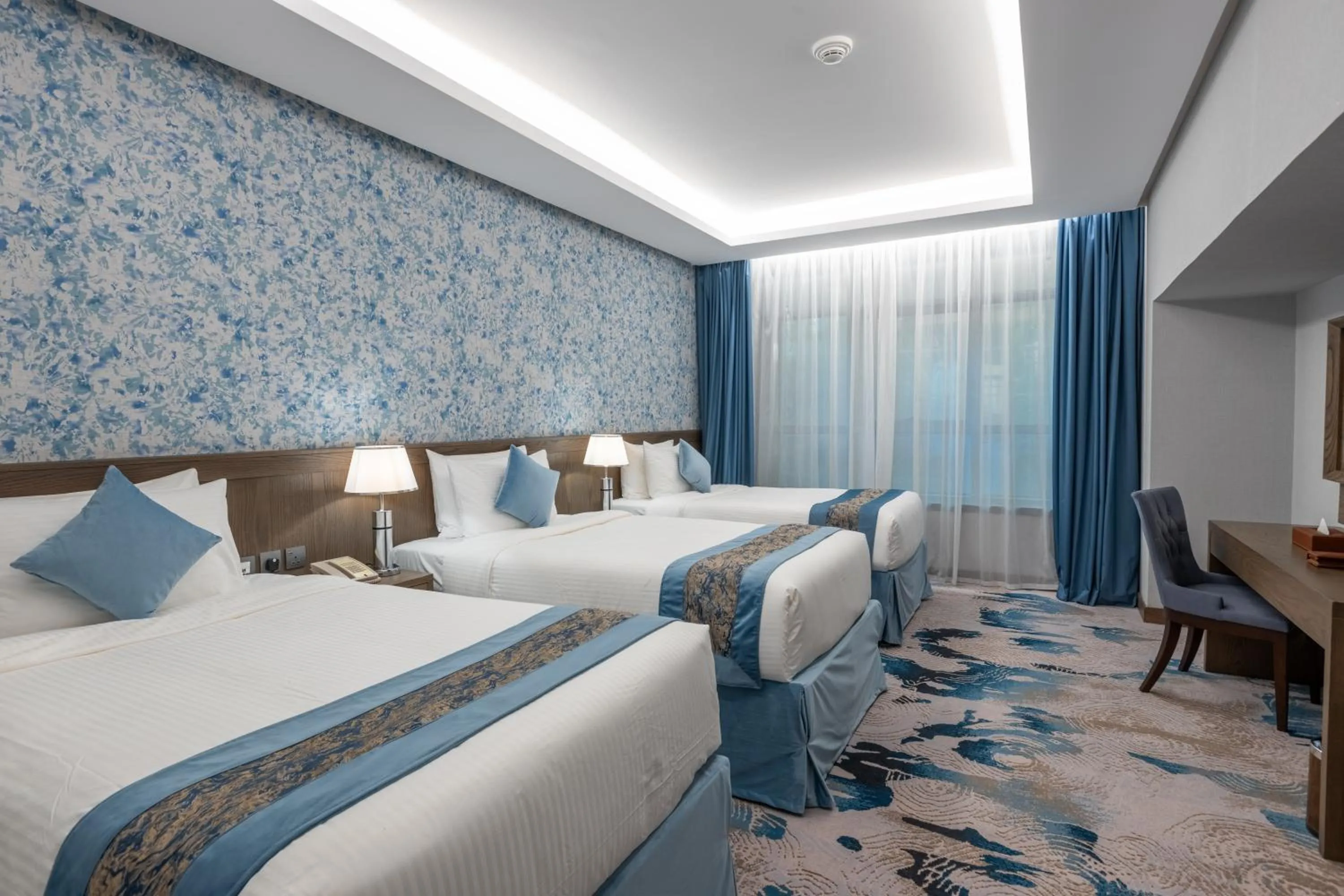 Living room, Bed in View Al Madinah Hotel