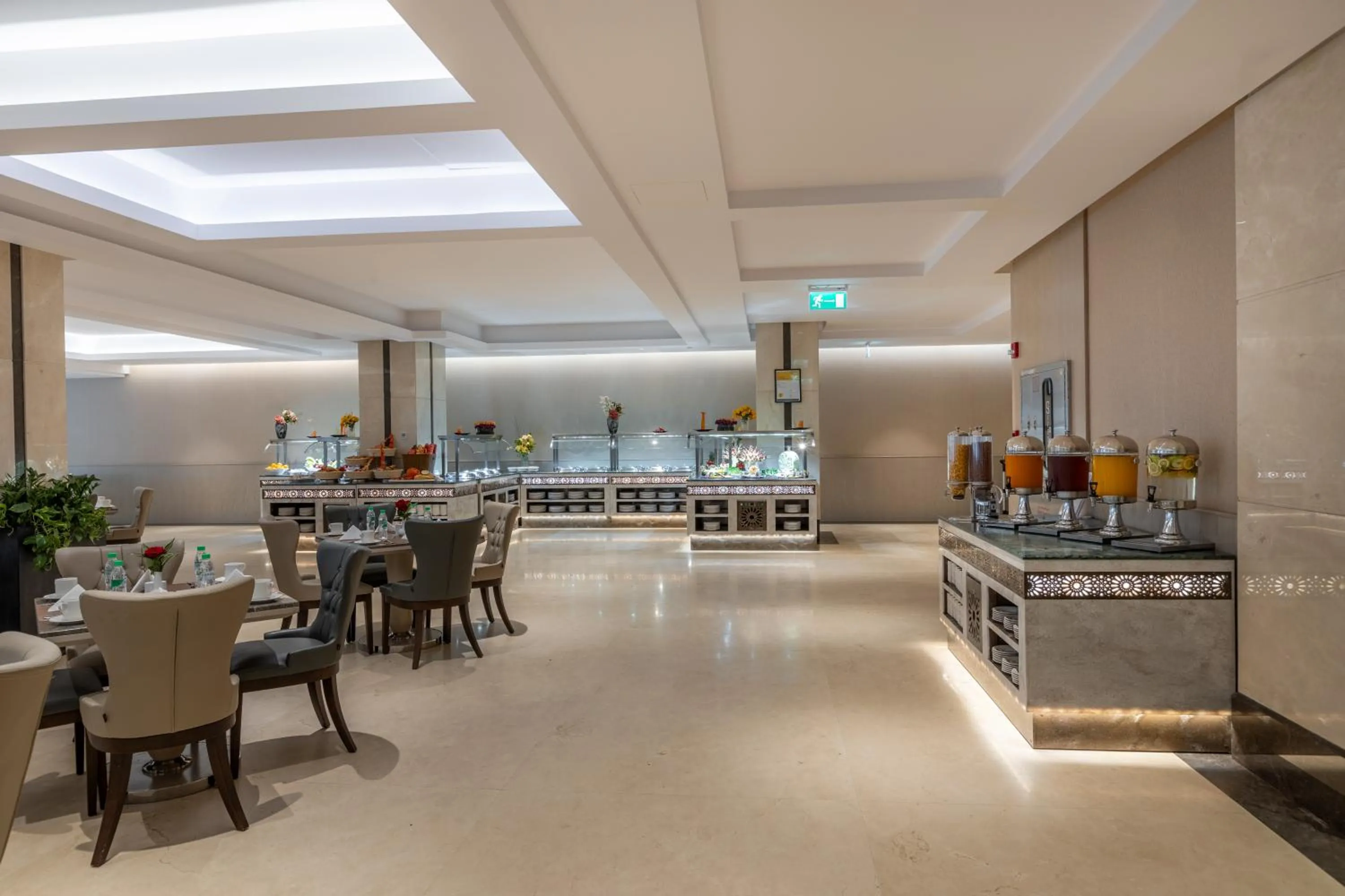 Restaurant/places to eat in View Al Madinah Hotel