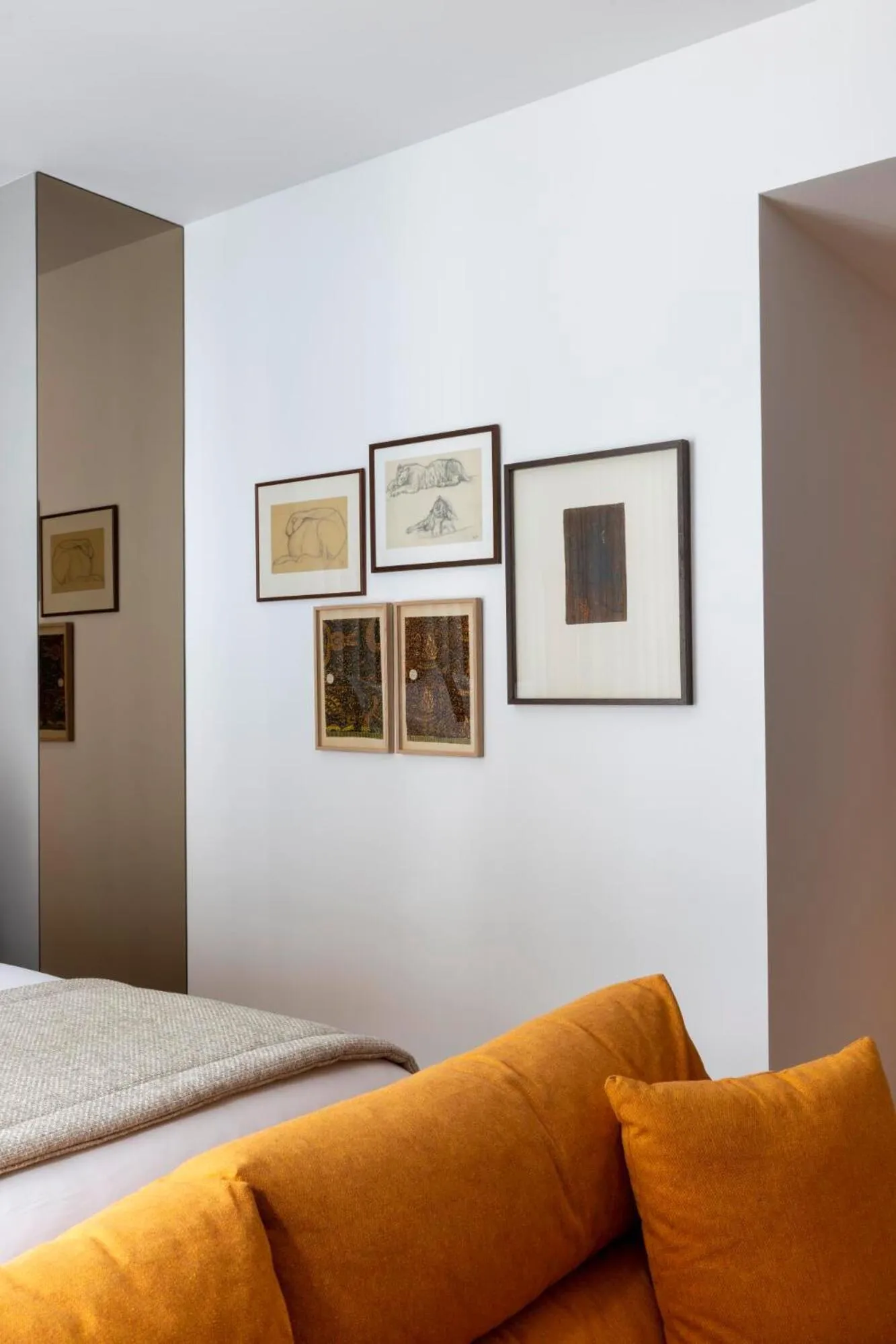 Decorative detail, Bed in Hôtel Pilgrim