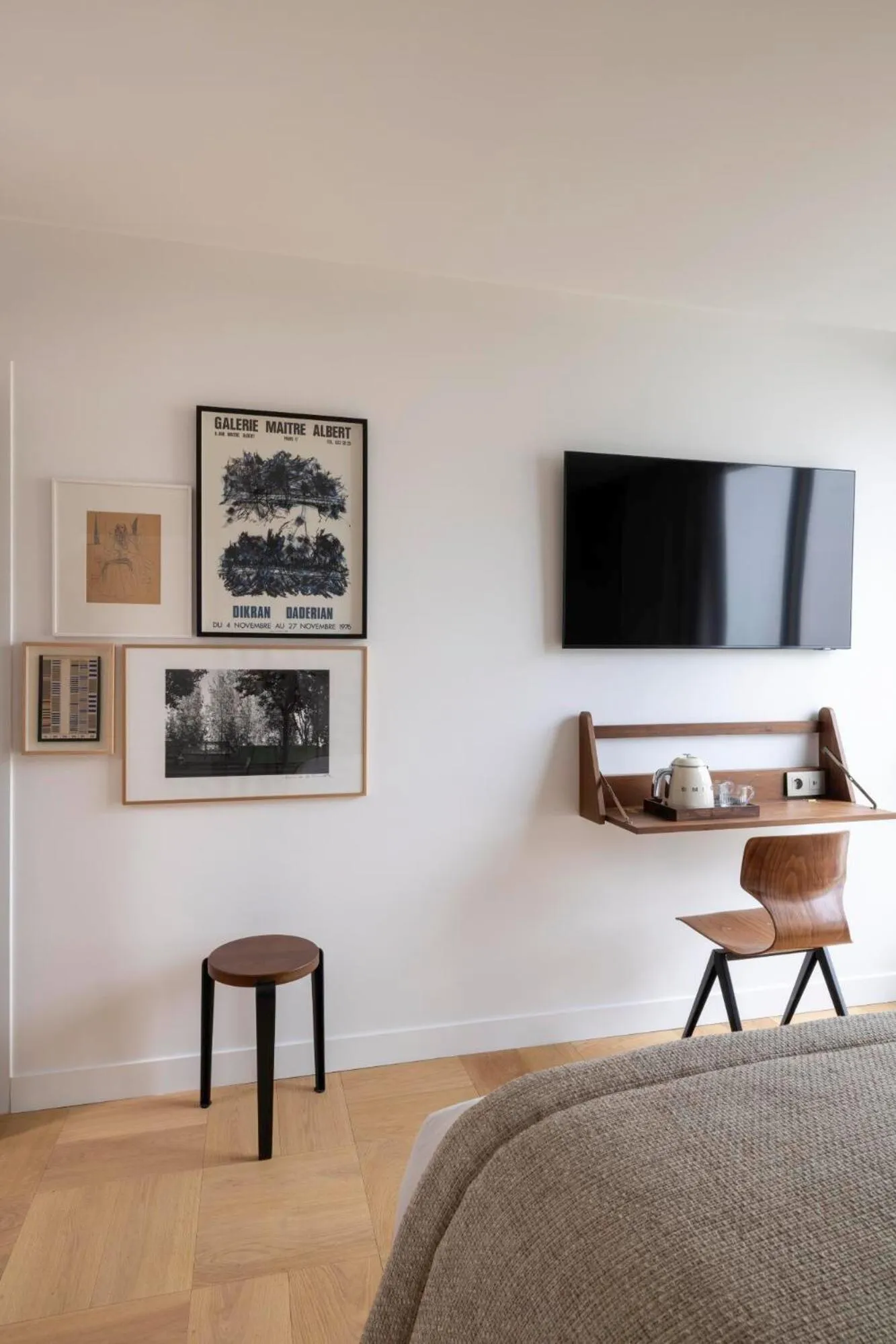 TV and multimedia in Hôtel Pilgrim