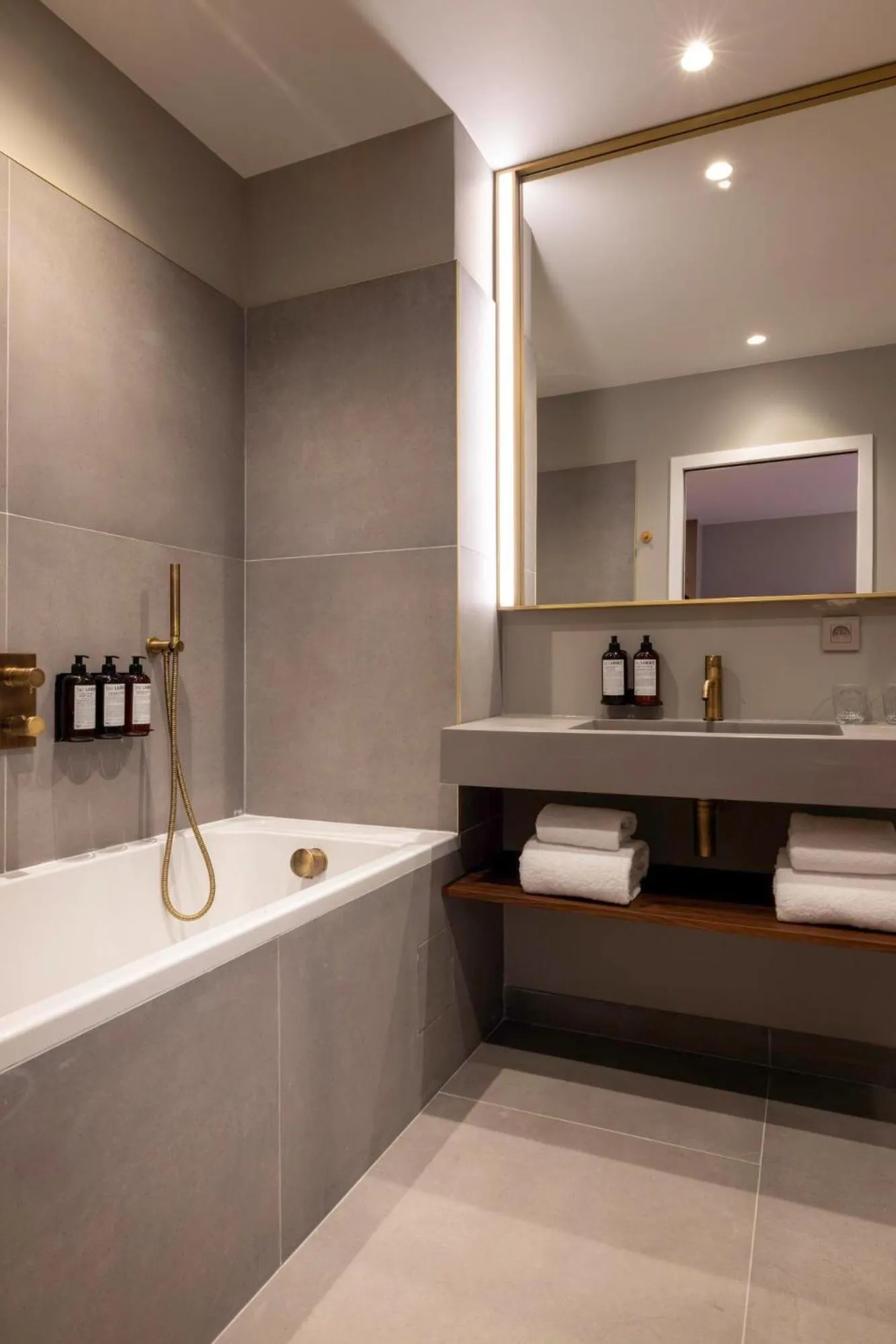 Bathroom in Hôtel Pilgrim