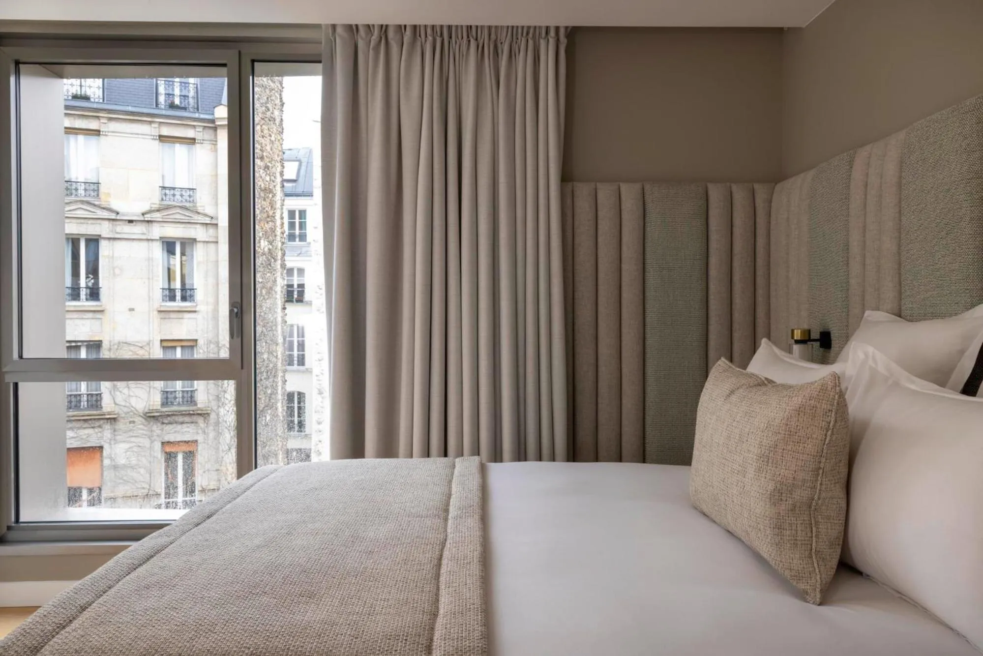 Photo of the whole room, Bed in Hôtel Pilgrim