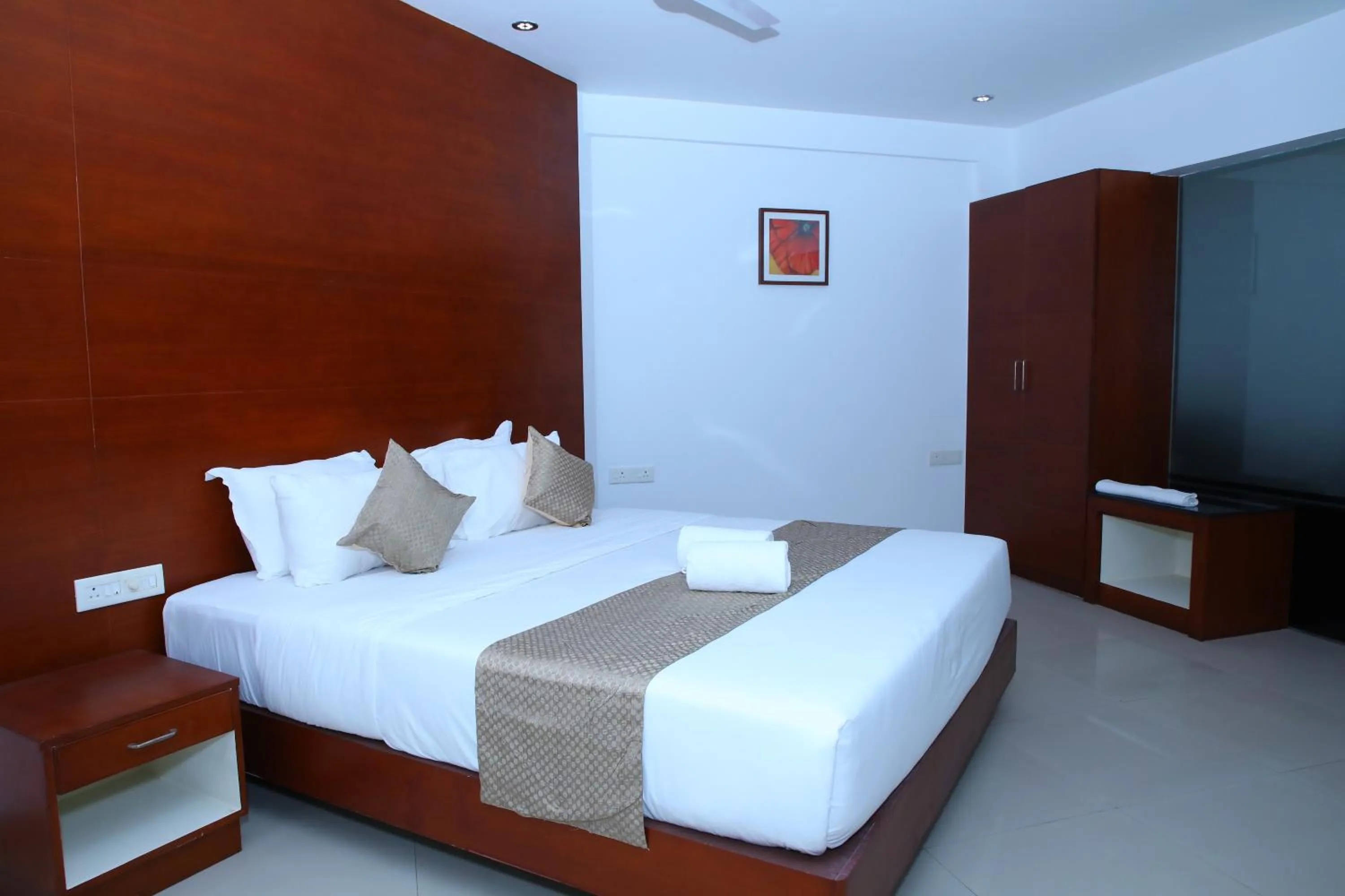 Bedroom in Nakshatra Emerald