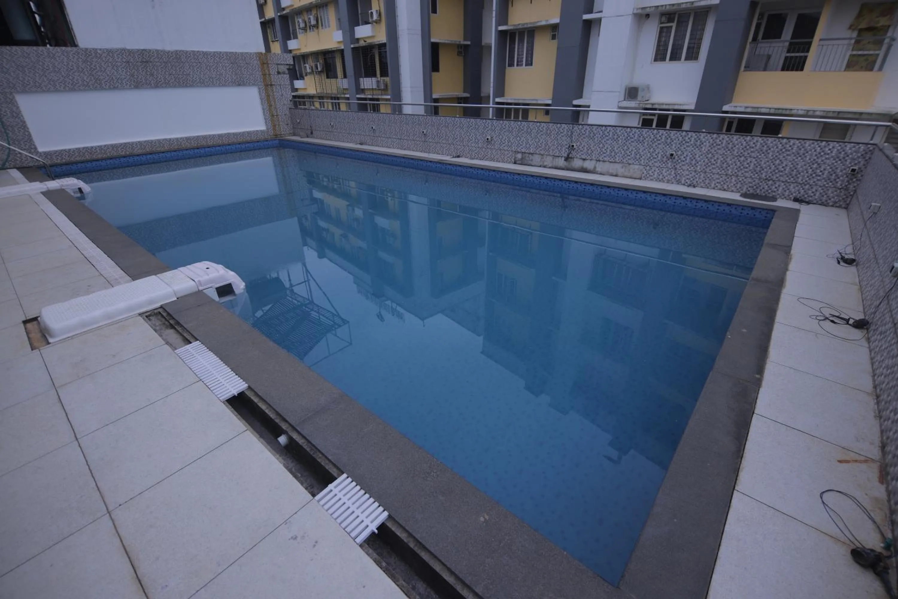 Swimming pool in Nakshatra Emerald