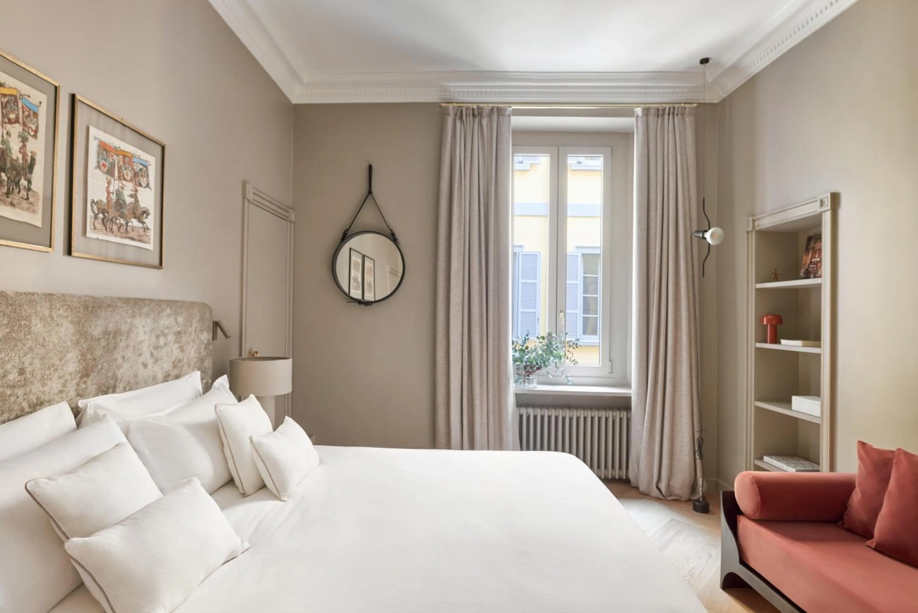 Bed in Crossing Manzoni