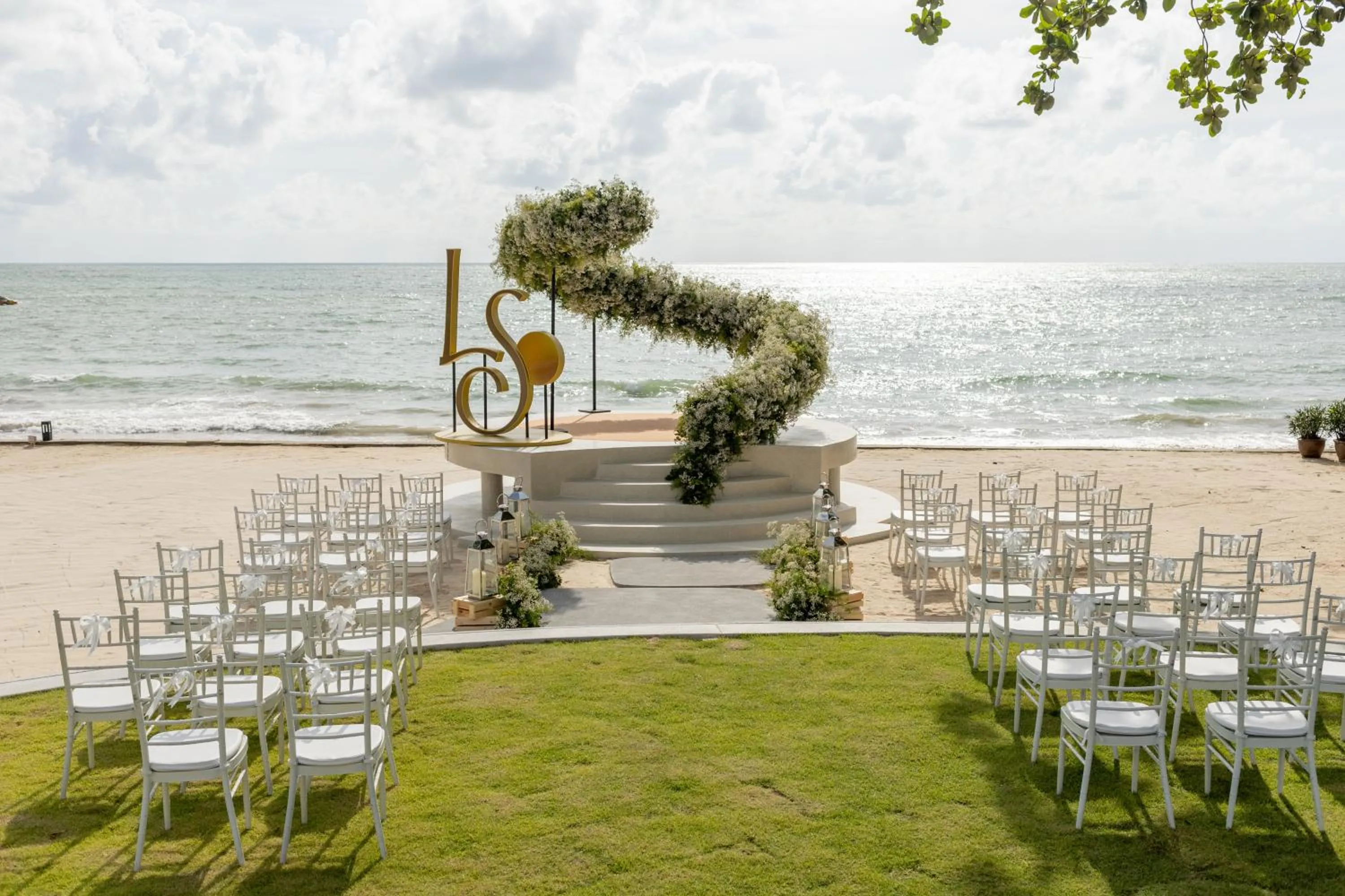 wedding in The Little Shore Khao Lak by Katathani