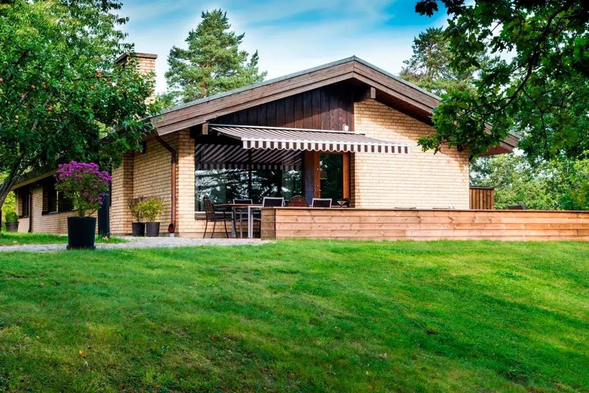 Villa with Sea View in Skåvsjöholm, hotell & konferens Villa with Sea View in Skåvsjöholm, hotell & konferens