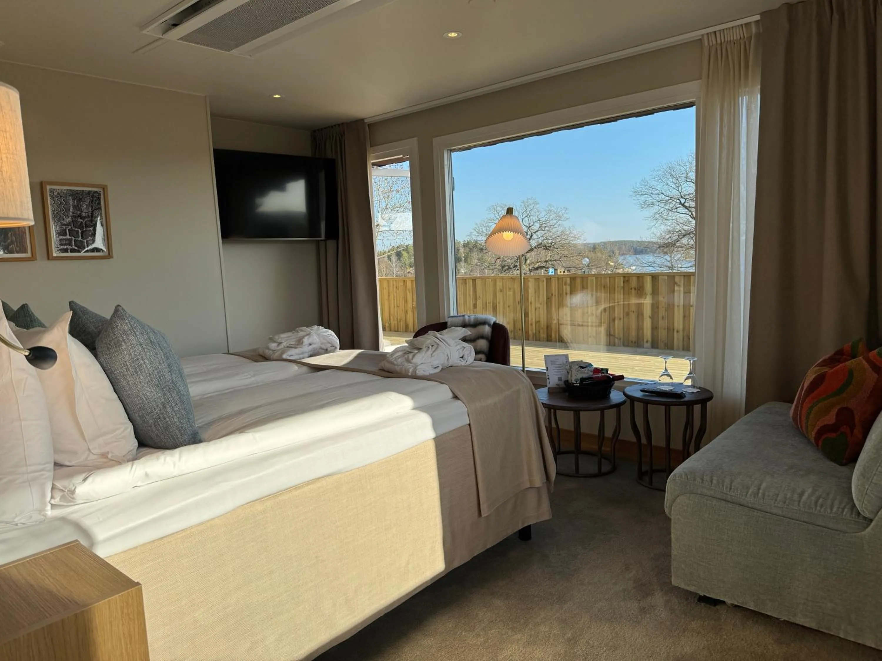 Skåvsjöholm, hotell & konferens