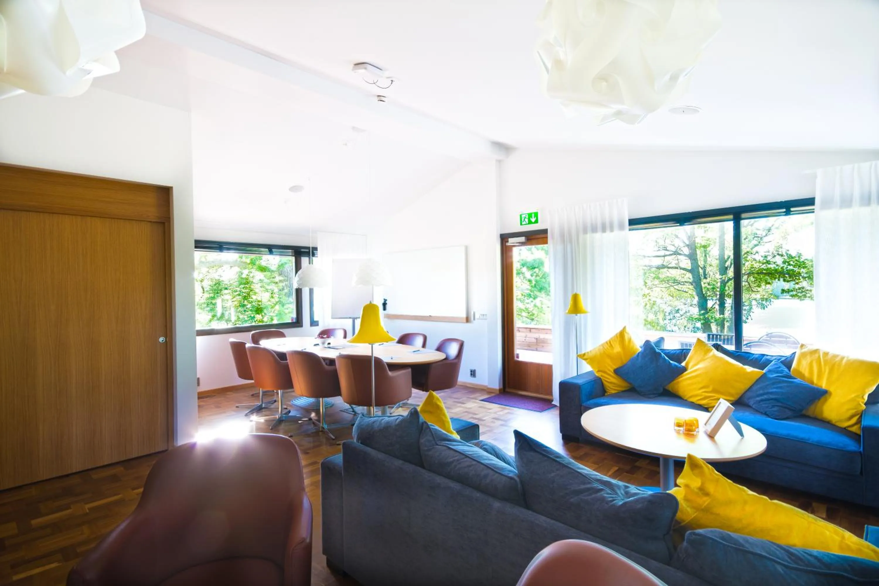 Skåvsjöholm, hotell & konferens