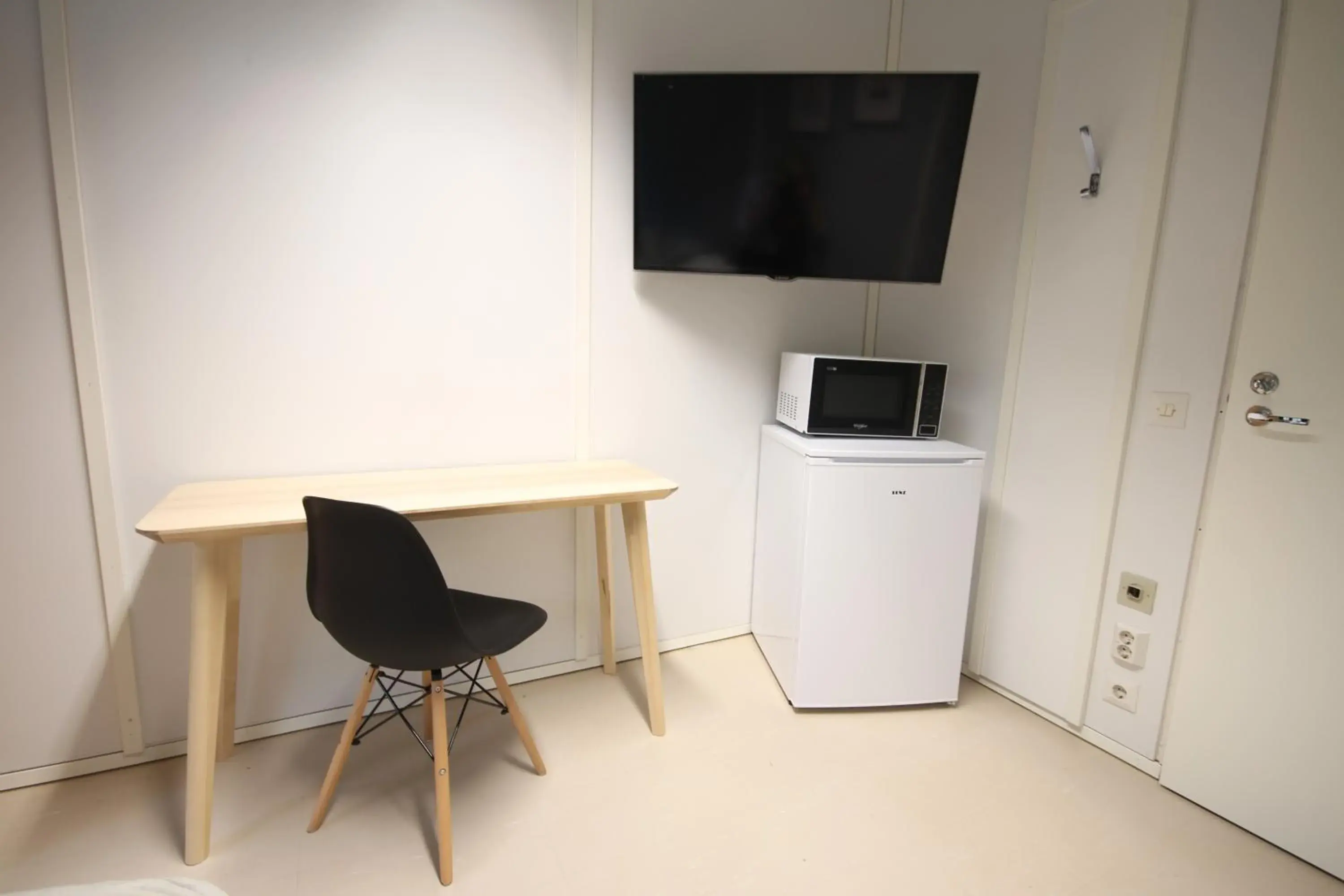 Deluxe Single Room in Forenom Hostel Espoo Kilo Deluxe Single Room in Forenom Hostel Espoo Kilo