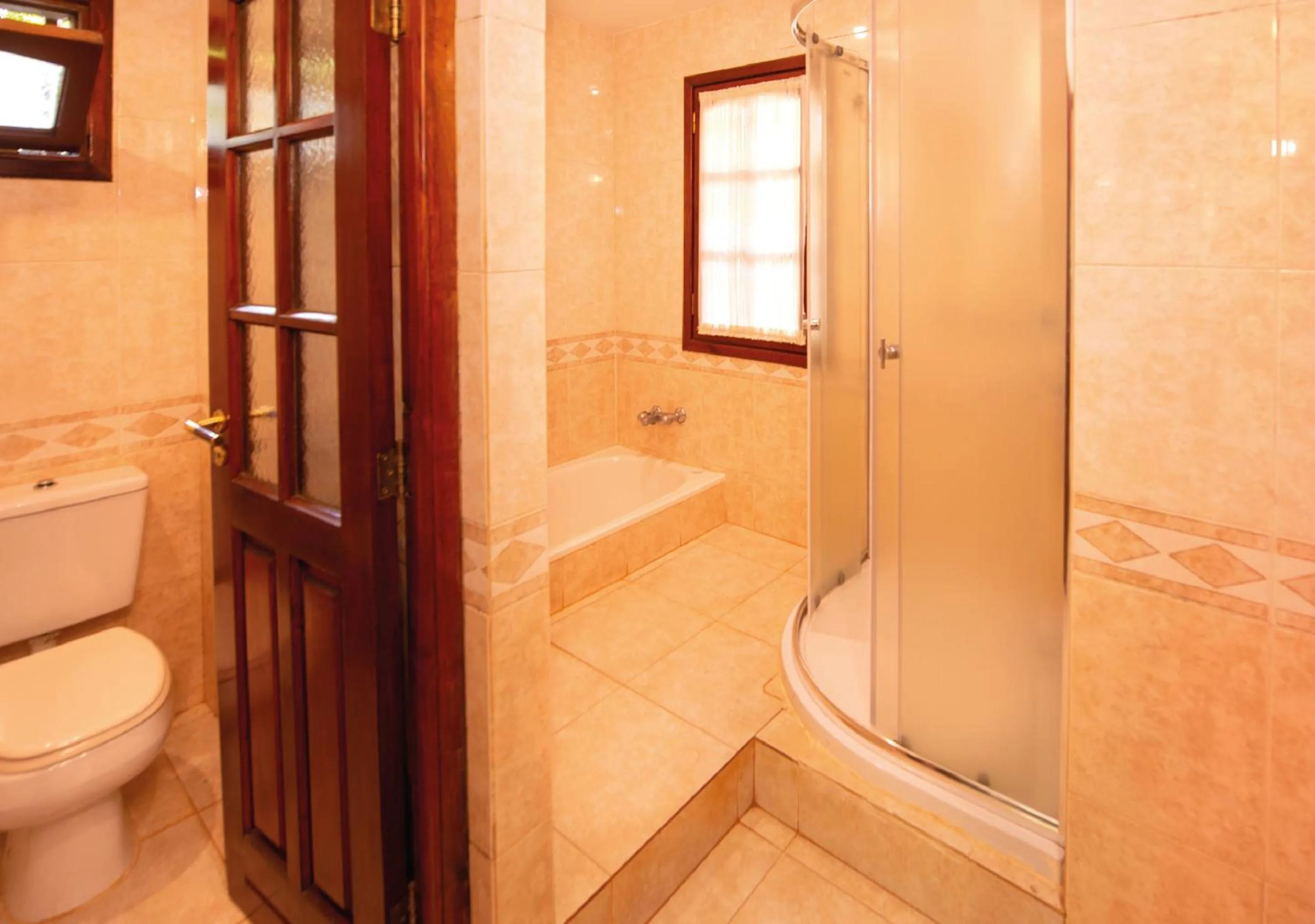 Shower in El Leñador by DOT Cabana