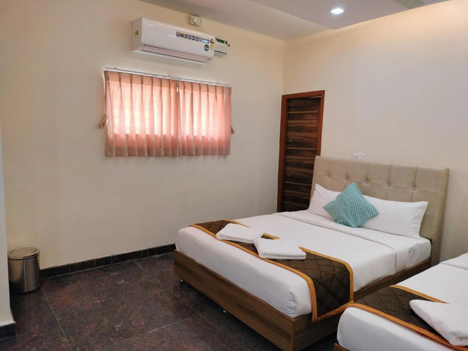 Bed in Otel Feel Comfort