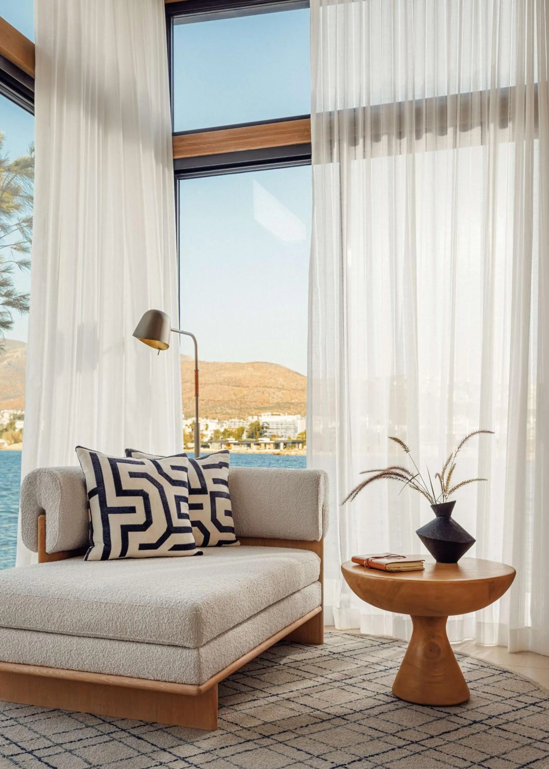 Other in One&Only Aesthesis, Athens