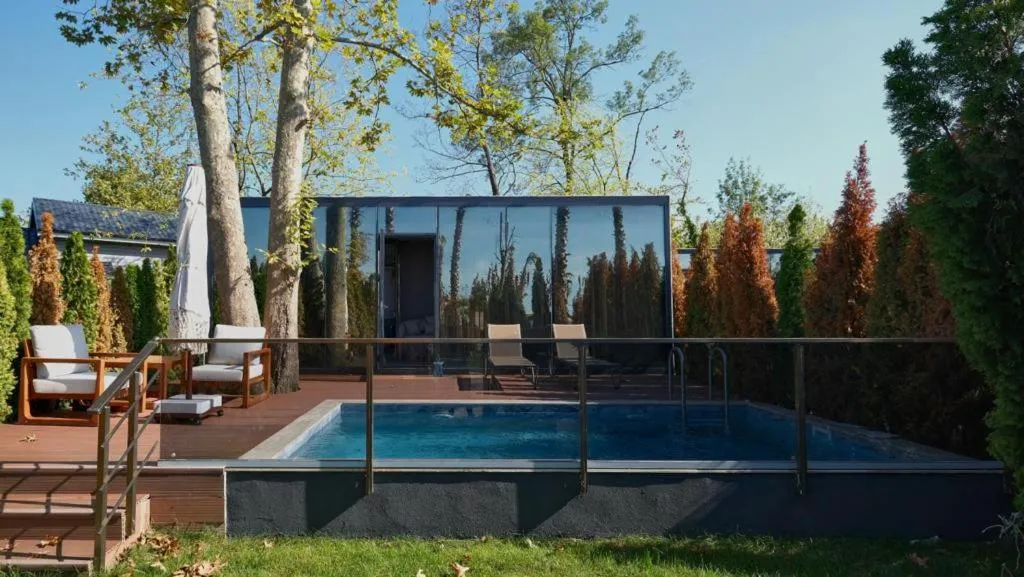 Velour Hotel Spa Restaurant